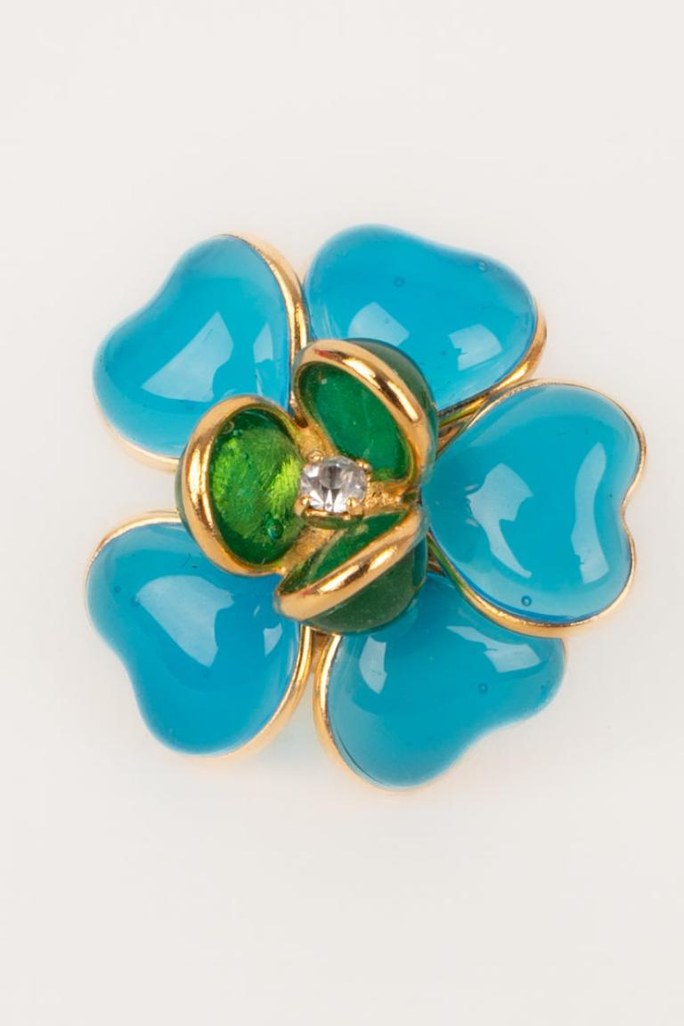 Boucles d'oreilles Augustine en métal doré avec pâte de verre bleue et verte Excellent état - En vente à SAINT-OUEN-SUR-SEINE, FR