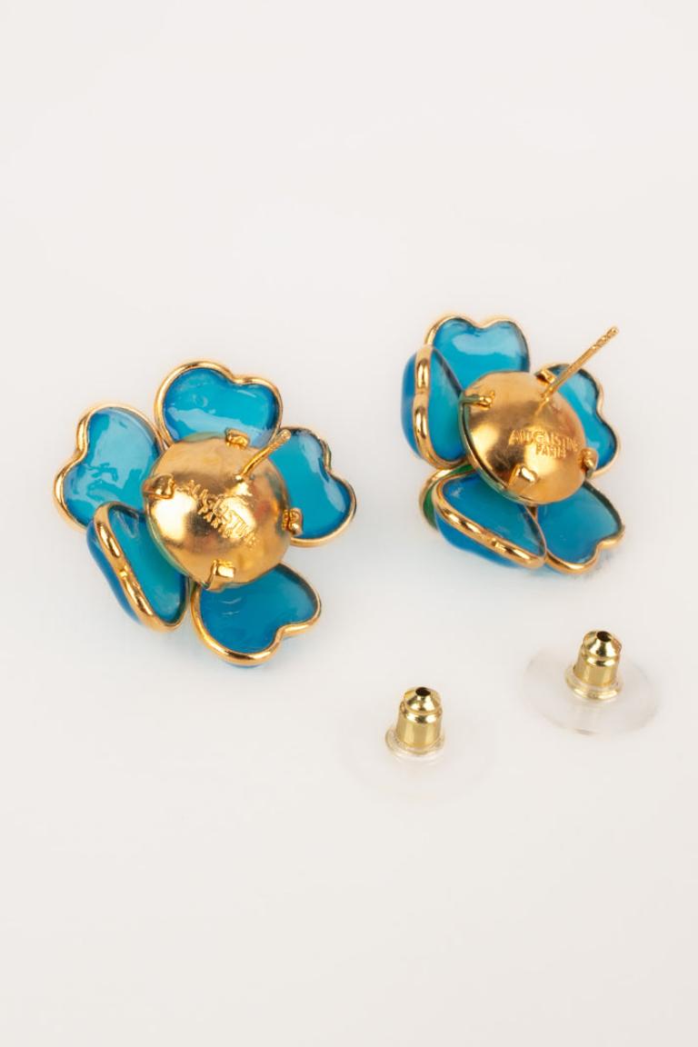 Boucles d'oreilles Augustine en métal doré avec pâte de verre bleue et verte Pour femmes en vente