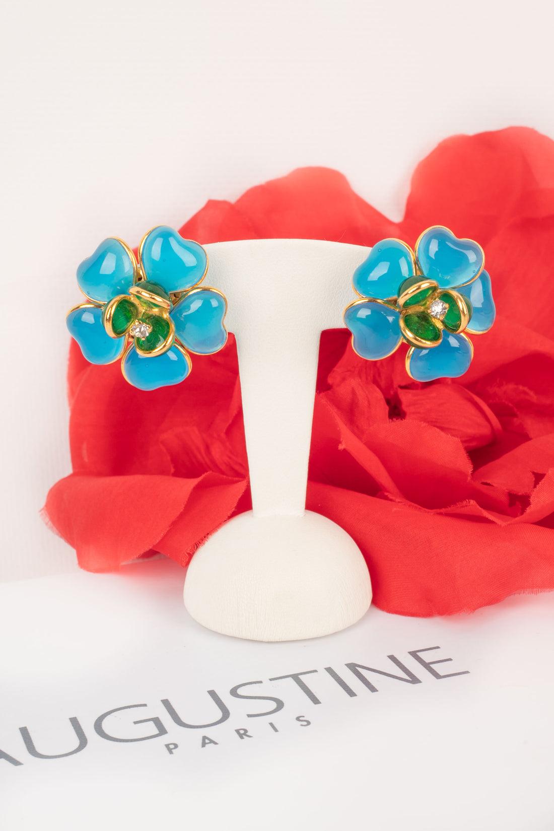 Boucles d'oreilles Augustine en métal doré avec pâte de verre bleue et verte en vente 2