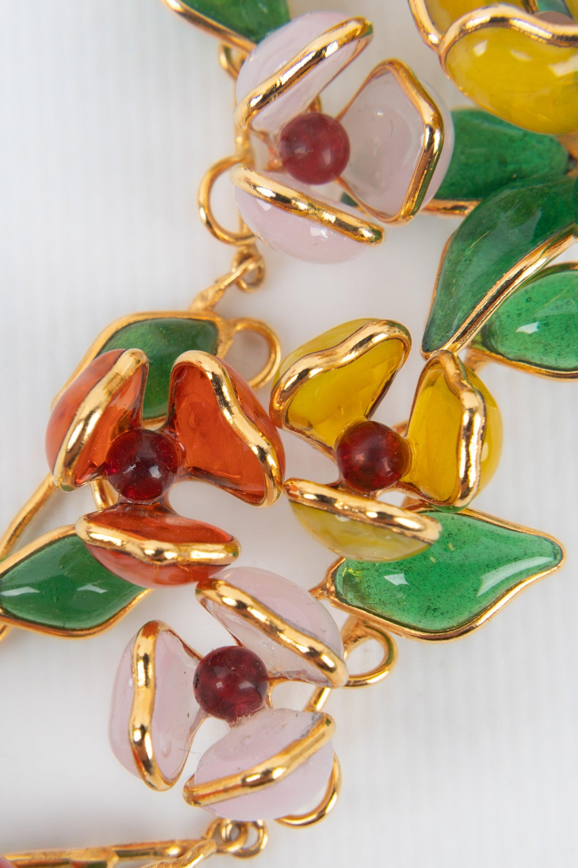 Augustine Golden Metal Earrings with Glass Paste in Orange and Yellow Tones For Sale 3