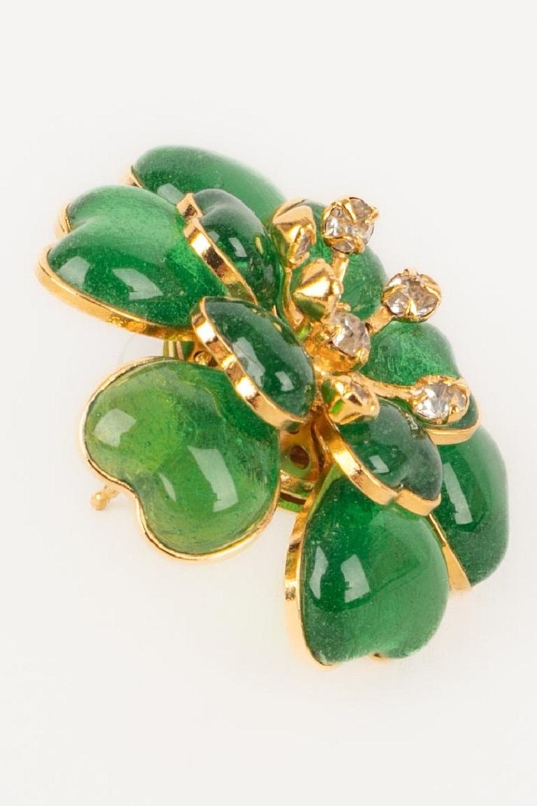 Augustine Golden Metal Earrings with Green Glass Paste and Rhinestones For Sale 1