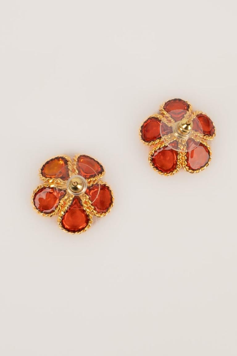 Boucles d'oreilles Augustine en métal doré  Avec pâte de verre orange Pour femmes en vente