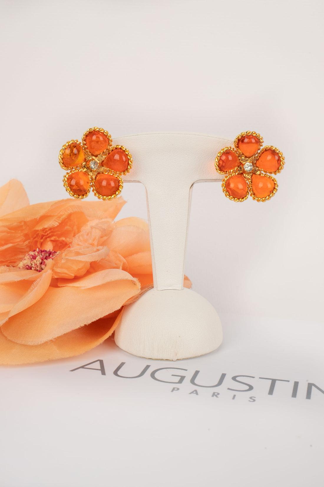 Boucles d'oreilles Augustine en métal doré  Avec pâte de verre orange en vente 2