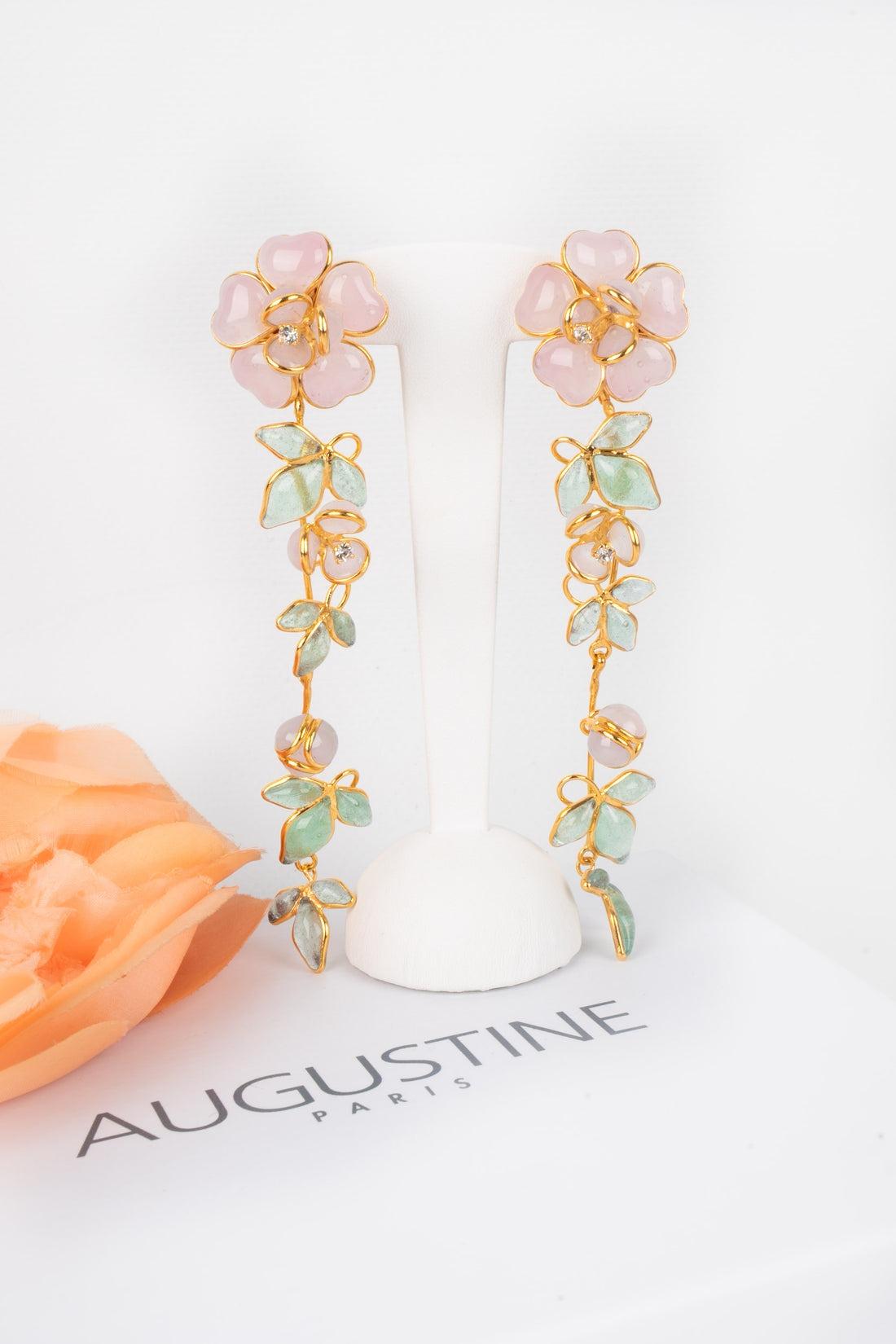 Orecchini Augustine in metallo dorato e pasta di vetro rosa in vendita 4