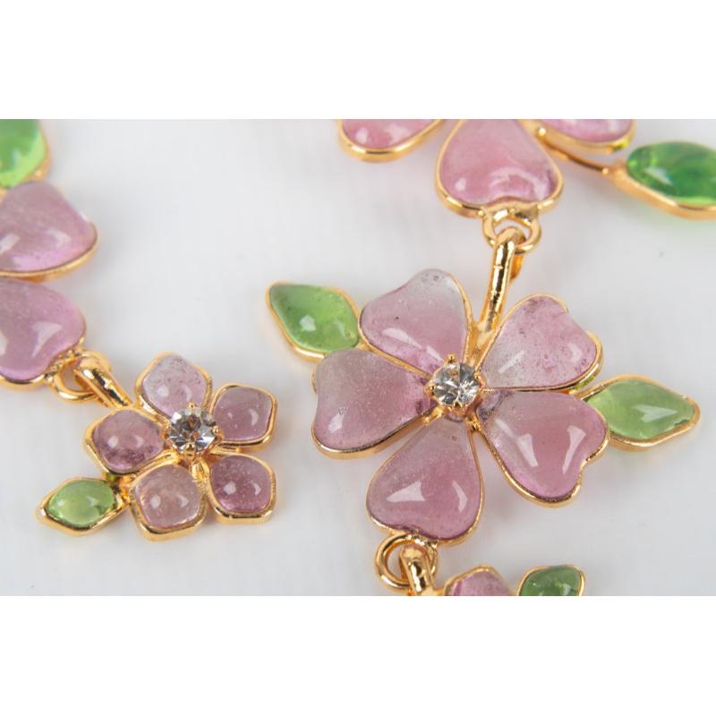 Women's Augustine Golden Metal Earrings with Pink Transparent Glass Paste For Sale