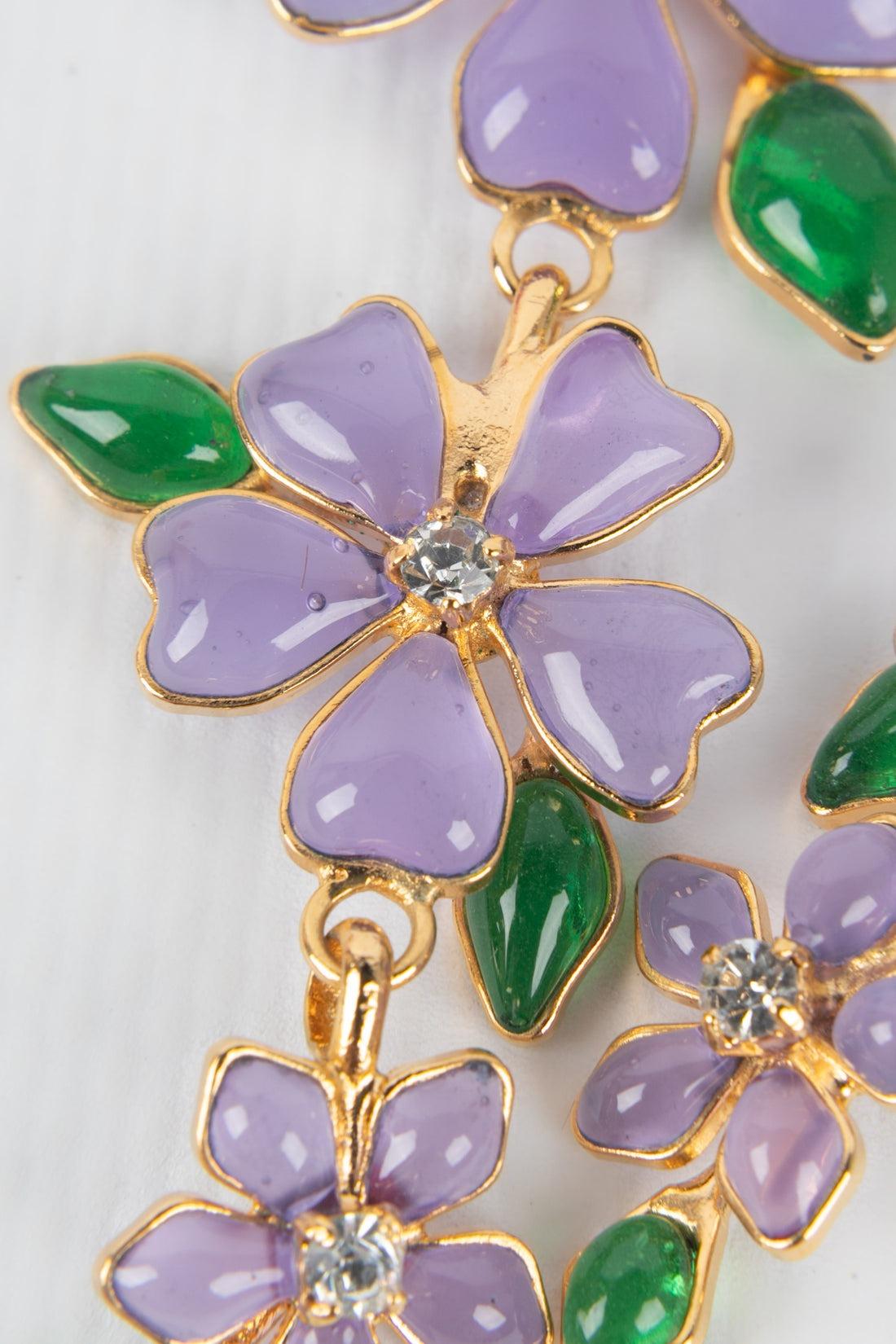 Women's Augustine Golden Metal Earrings with Purple Glass Paste For Sale