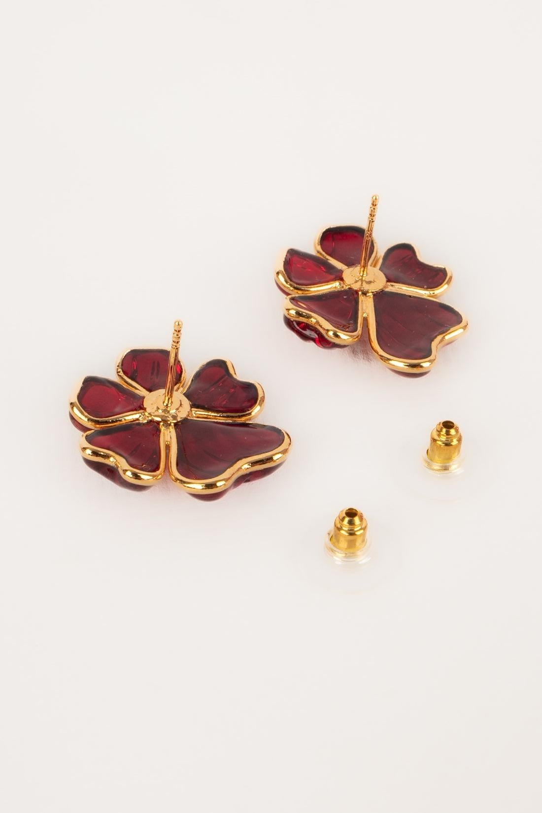 Augustine Golden Metal Earrings with Red Glass Paste 2