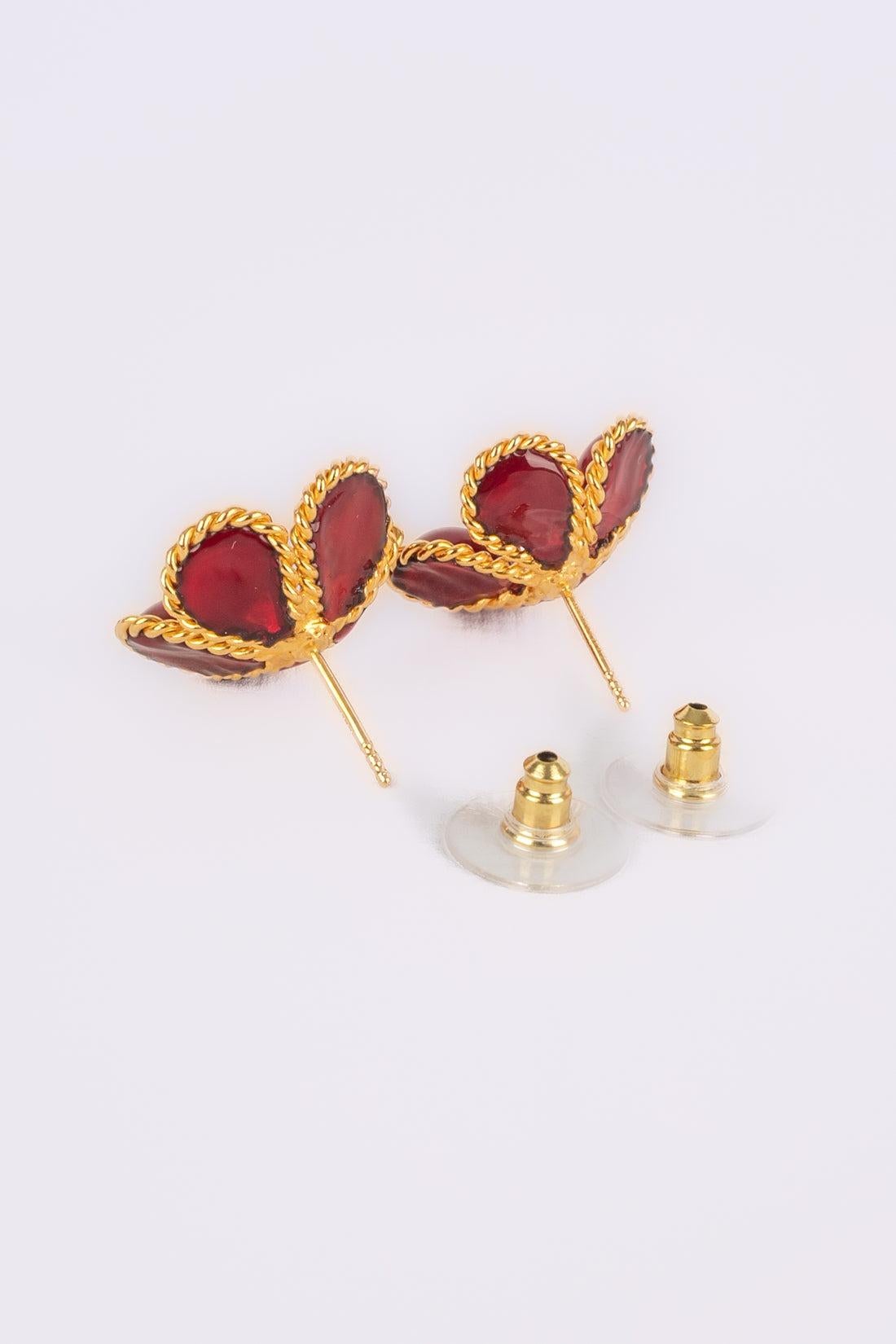 Women's Augustine Golden Metal Flower Earrings with Glass Paste and Rhinestone
