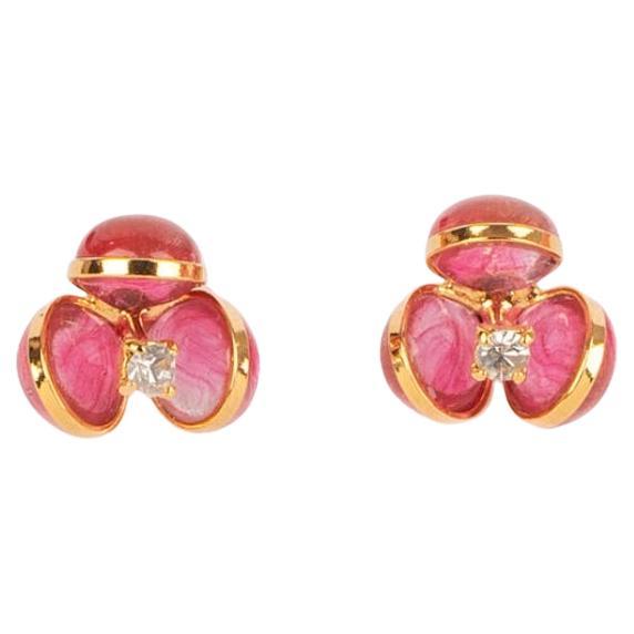 Augustine Golden Metal Flower Earrings with Glass Paste For Sale