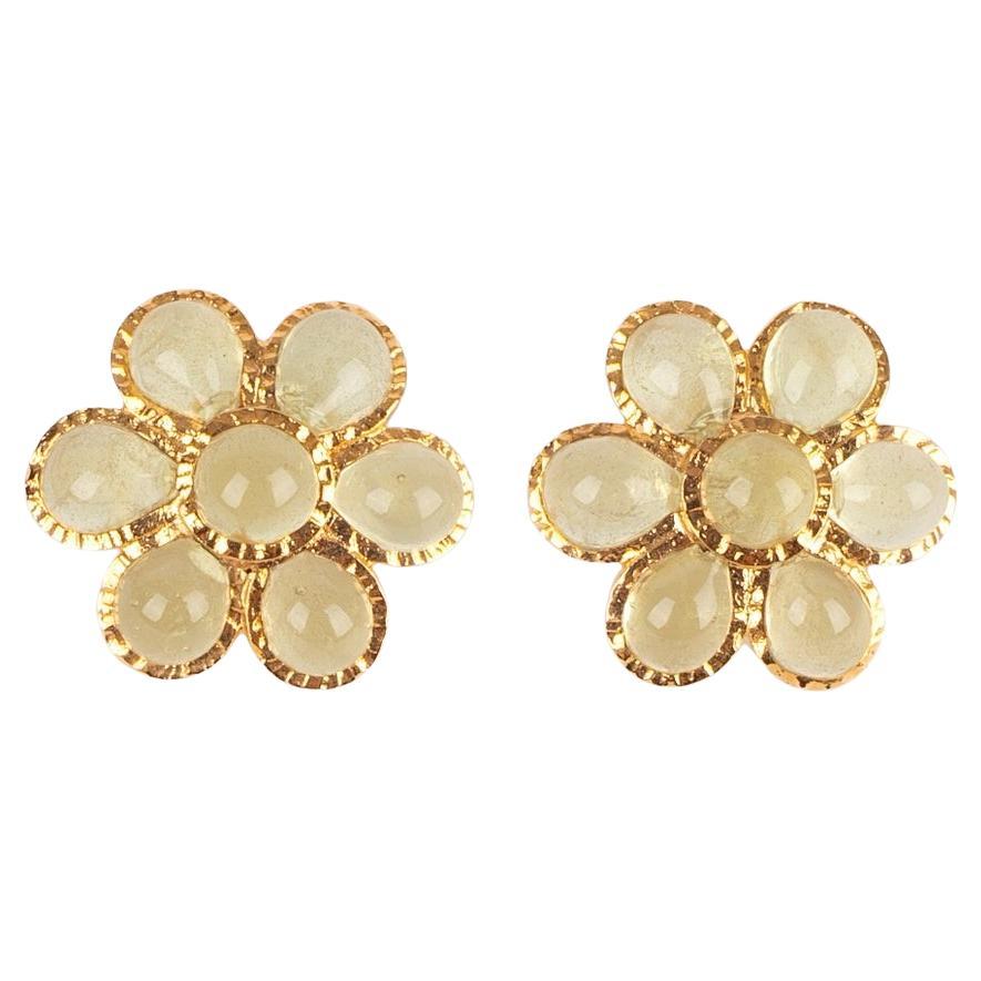 Boucles d'oreilles Augustine Fleur en métal doré avec pâte de verre