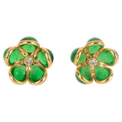 Boucles d'oreilles Augustine Fleur en métal doré avec strass et pâte de verre verte