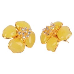 Boucles d'oreilles Augustine Fleur en métal doré avec pâte de verre jaune