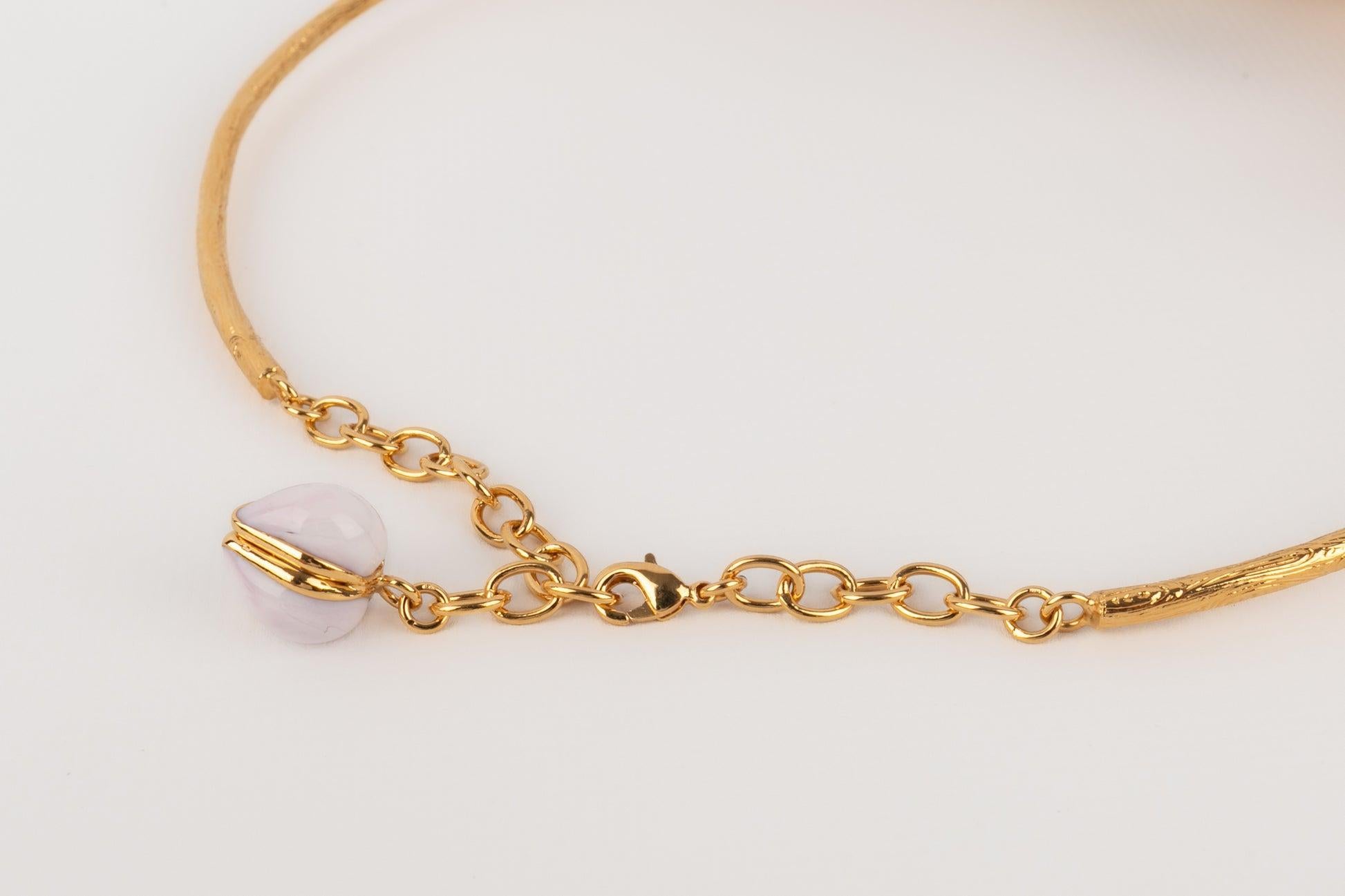 Augustine Golden Metal Flower Necklace with Glass Paste For Sale 5