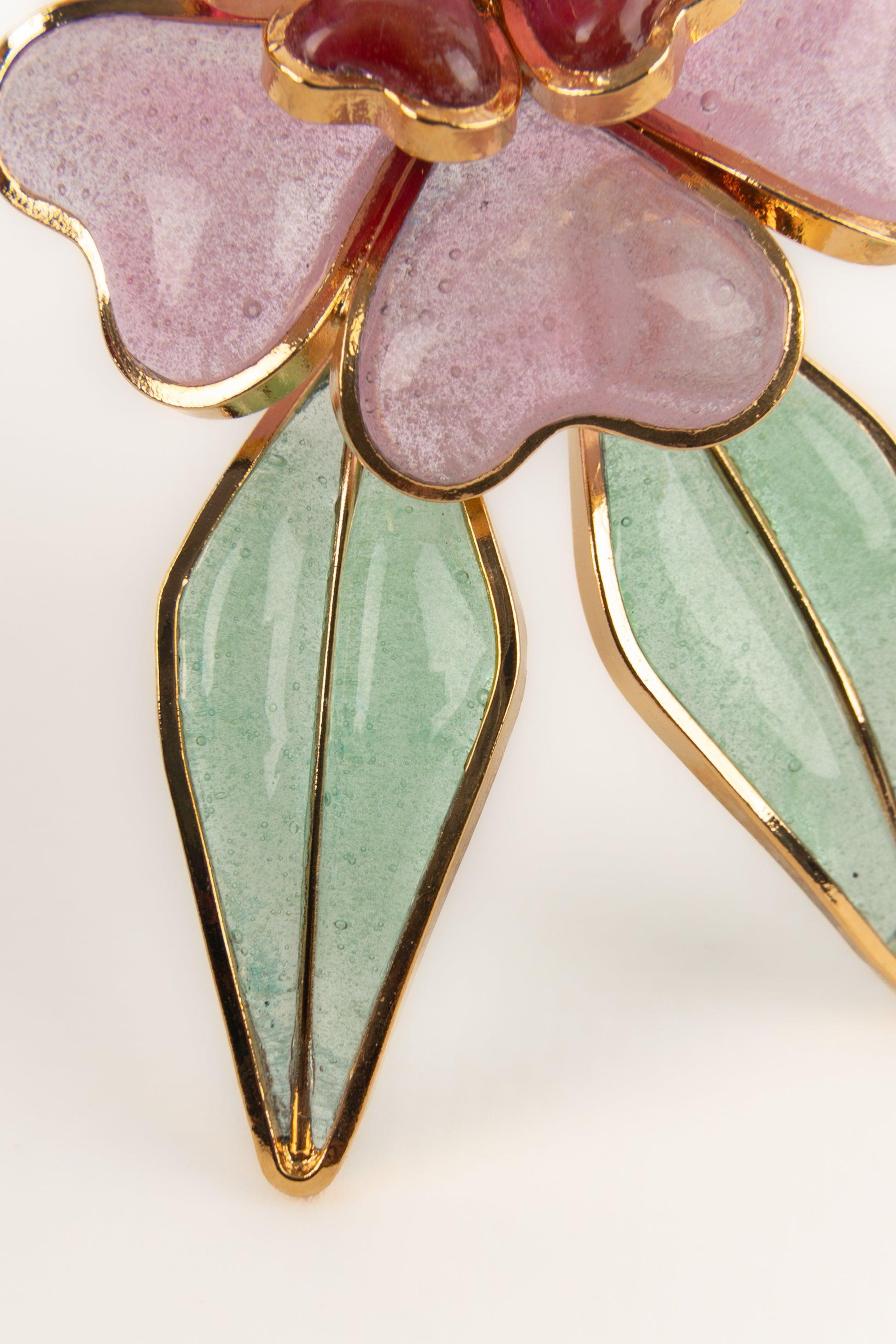 Augustine Golden Metal Pink Flower Necklace For Sale 2
