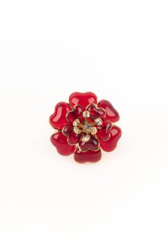 Anillo Augustine Flor Roja Metal Dorado