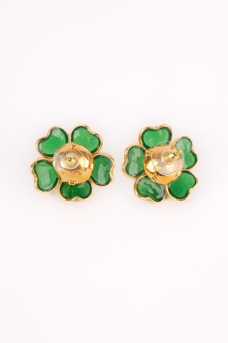 Augustine Golden Metal Two-tone Flower Earrings For Sale 1