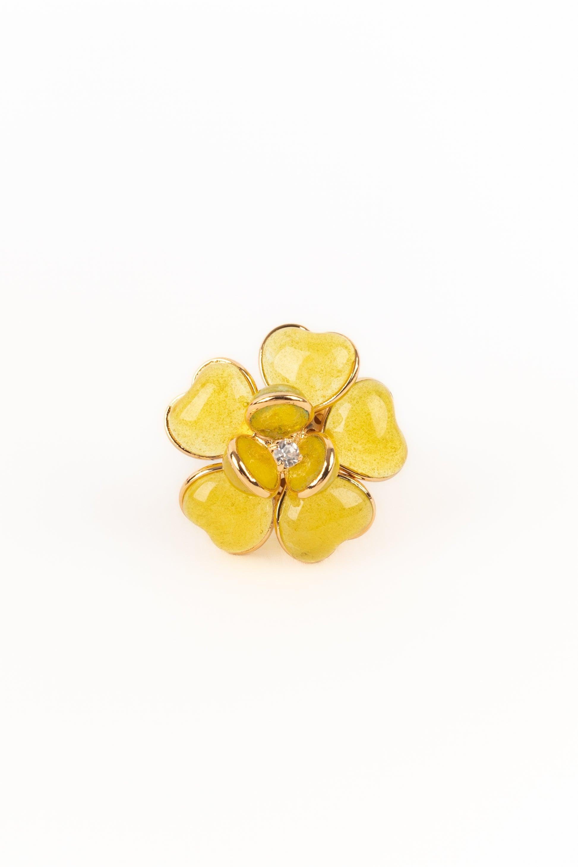 Anello Augustine in metallo dorato giallo In condizioni ottime in vendita a SAINT-OUEN-SUR-SEINE, FR