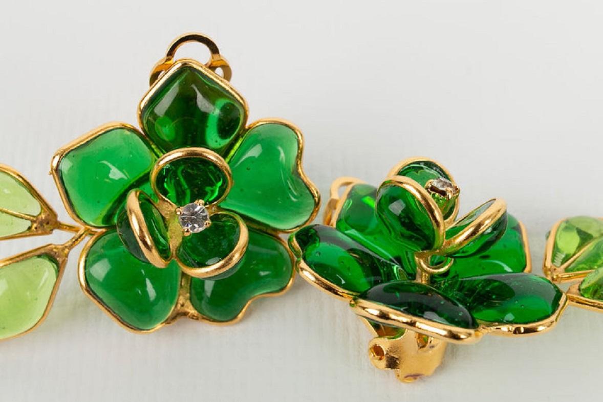 Women's Augustine Green Glass Paste and Rhinestone Clip Earrings For Sale