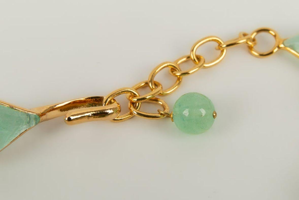 Augustine Green Necklace in Gold Metal and Glass Paste For Sale 2