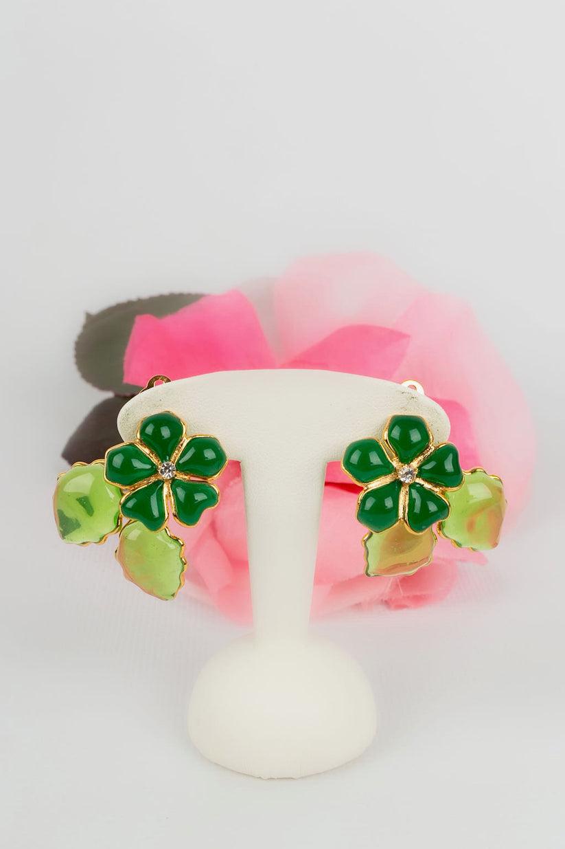 Augustine Green Paste Glass Clip Earrings  For Sale 2
