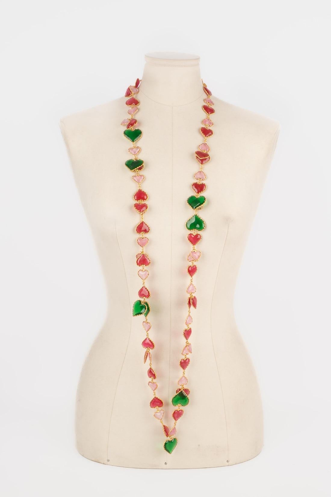 Collana Augustine 'Hears' Sautoir in metallo dorato In condizioni ottime in vendita a SAINT-OUEN-SUR-SEINE, FR