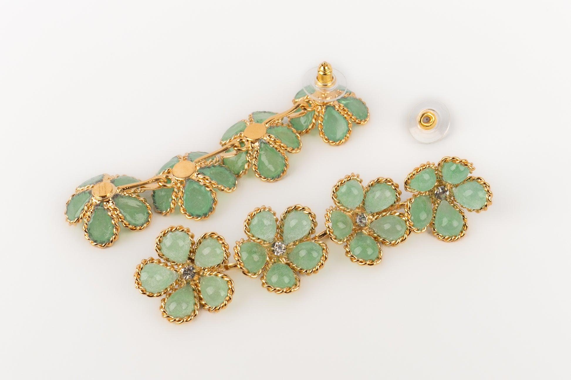Longues boucles d'oreilles Augustine en pâte de verre vert clair Pour femmes en vente