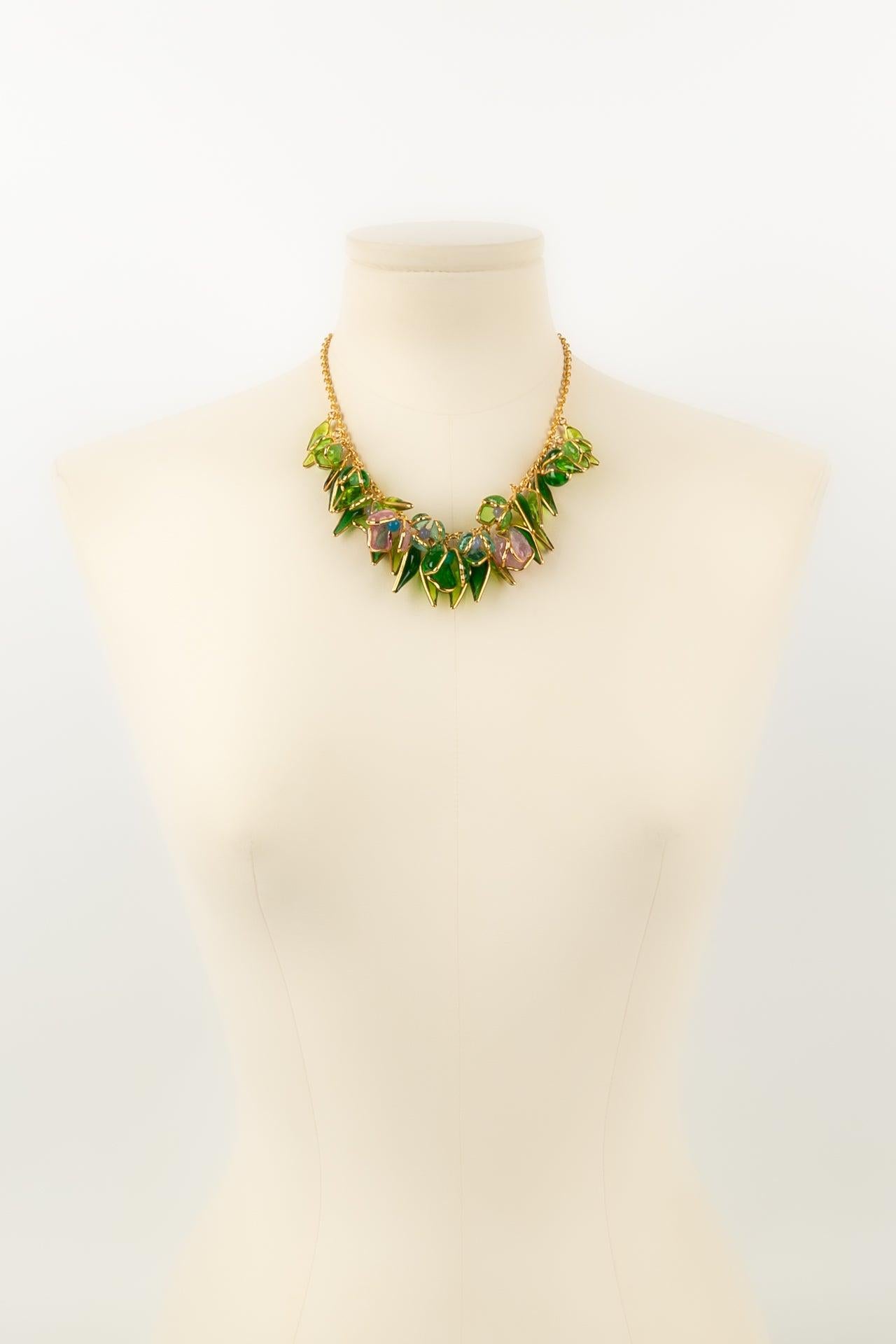 Augustine - (Made in France) Flexible necklace in gold-plated metal and glass paste.

Additional information:
Condition: Very good condition
Dimensions: Length: 40 cm to 46 cm

Seller Reference: BC180