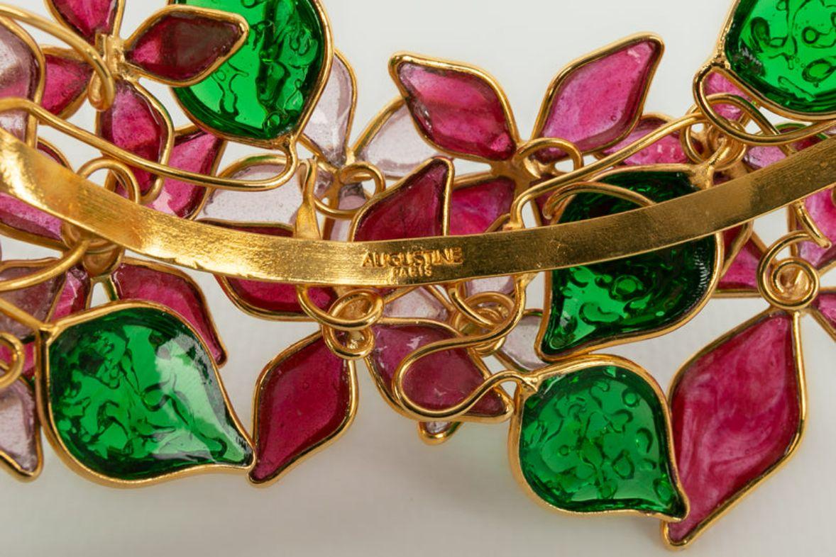 Augustine-Halskette aus vergoldetem Metall, Glaspastell und Strasssteinen im Angebot 2