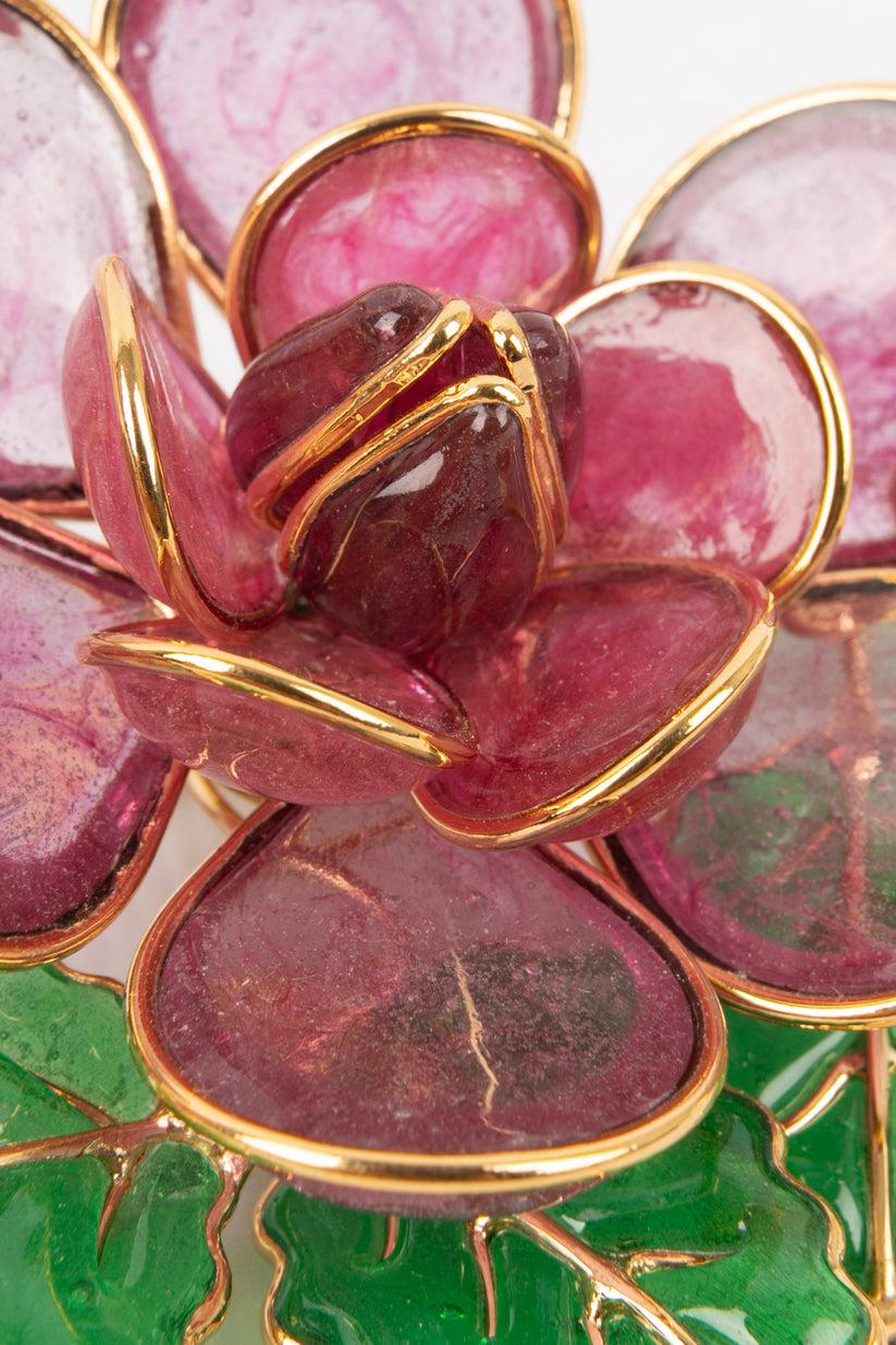 Women's Augustine Pendant Brooch in Golden Metal and Glass For Sale