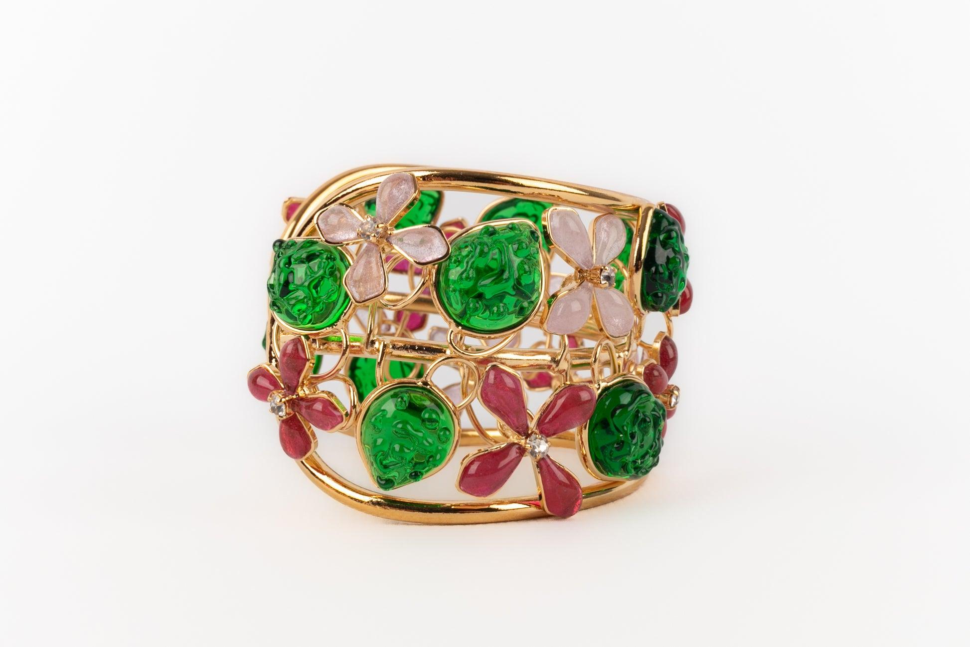Bracciale con fiori rosa Augustine in vendita 1