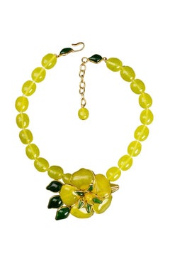 Augustine Short Gilded Metal Necklace in Yellow Glass Paste Flowers