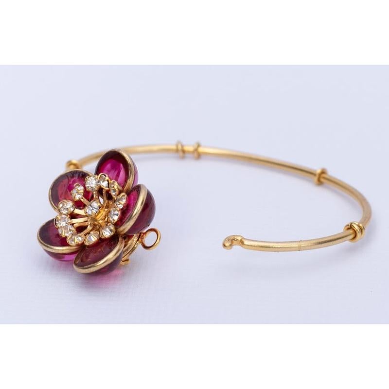 Augustine Thin Bracelet with Flower For Sale 3