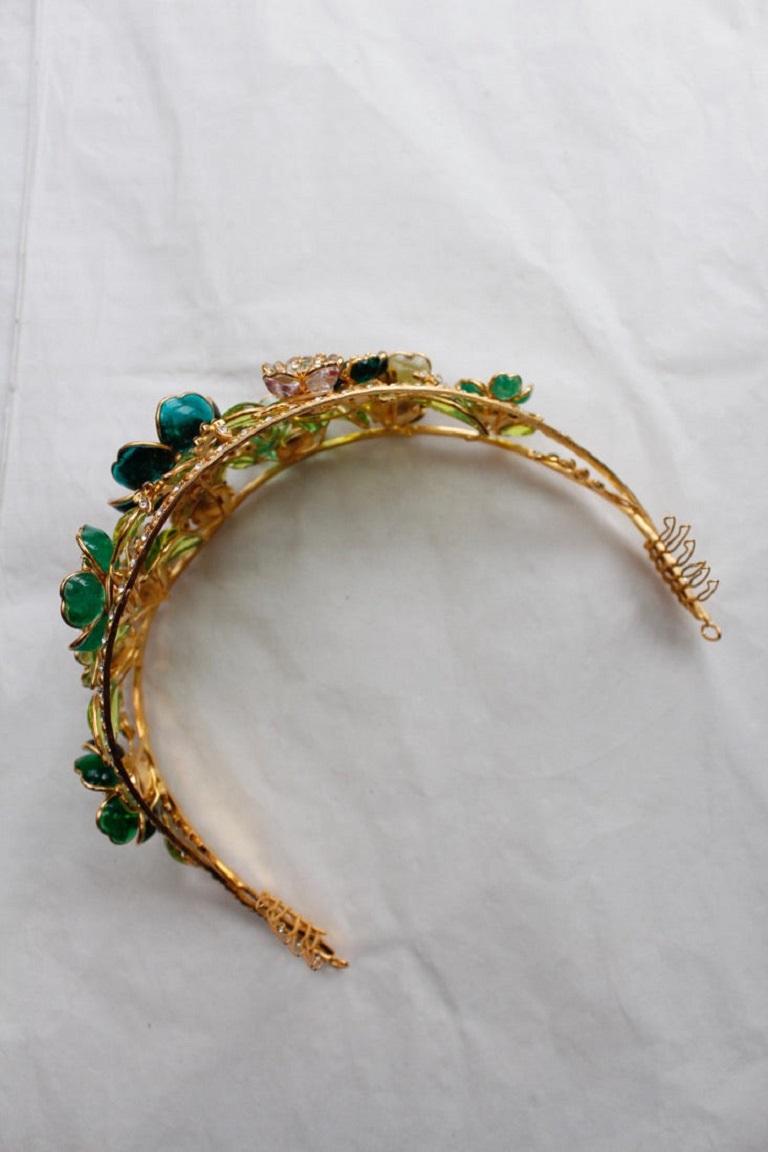 Augustine Tiara in Gilded Metal and Glass Paste In Excellent Condition For Sale In SAINT-OUEN-SUR-SEINE, FR