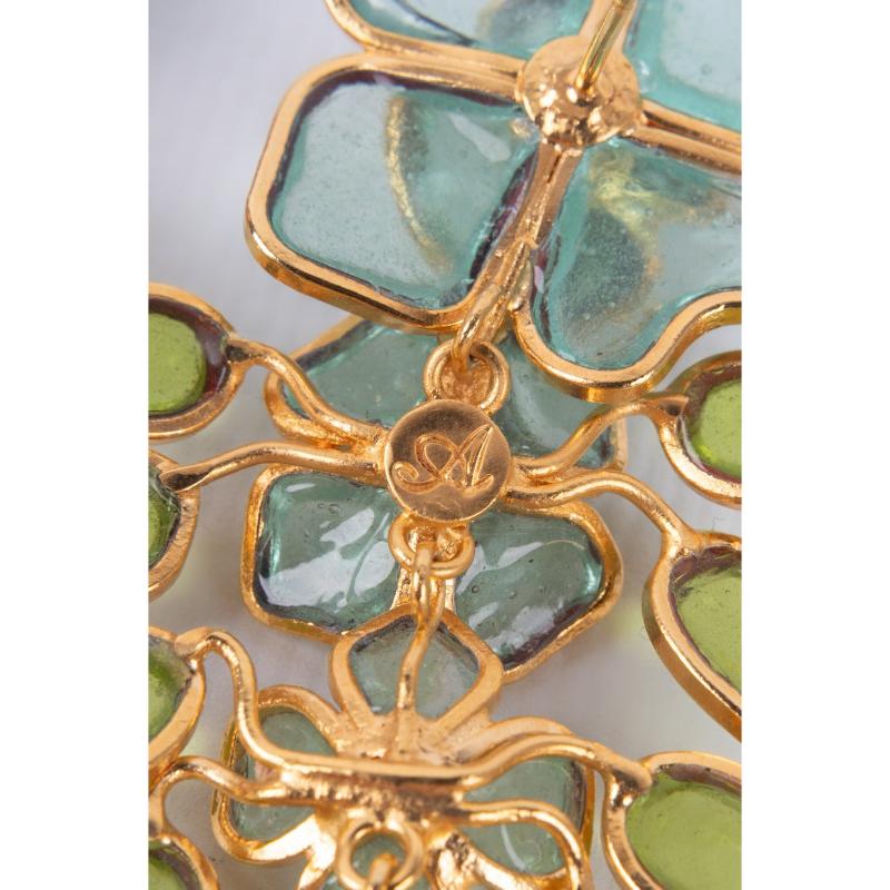 Augustine with Light Blue Glass Paste Earrings For Sale 3