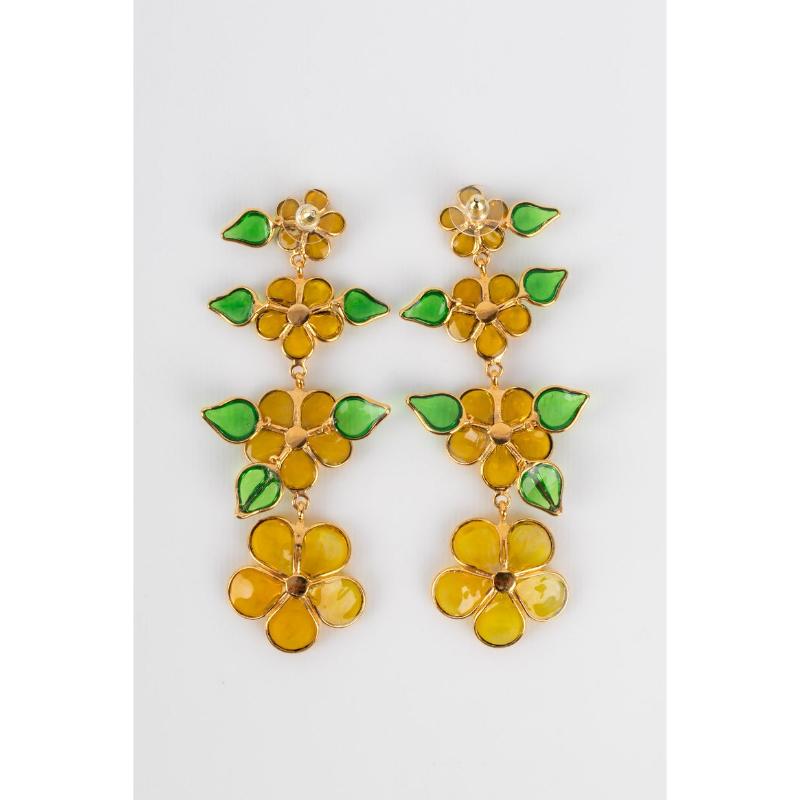 Augustine with Yellow Glass Paste Earrings In Excellent Condition For Sale In SAINT-OUEN-SUR-SEINE, FR