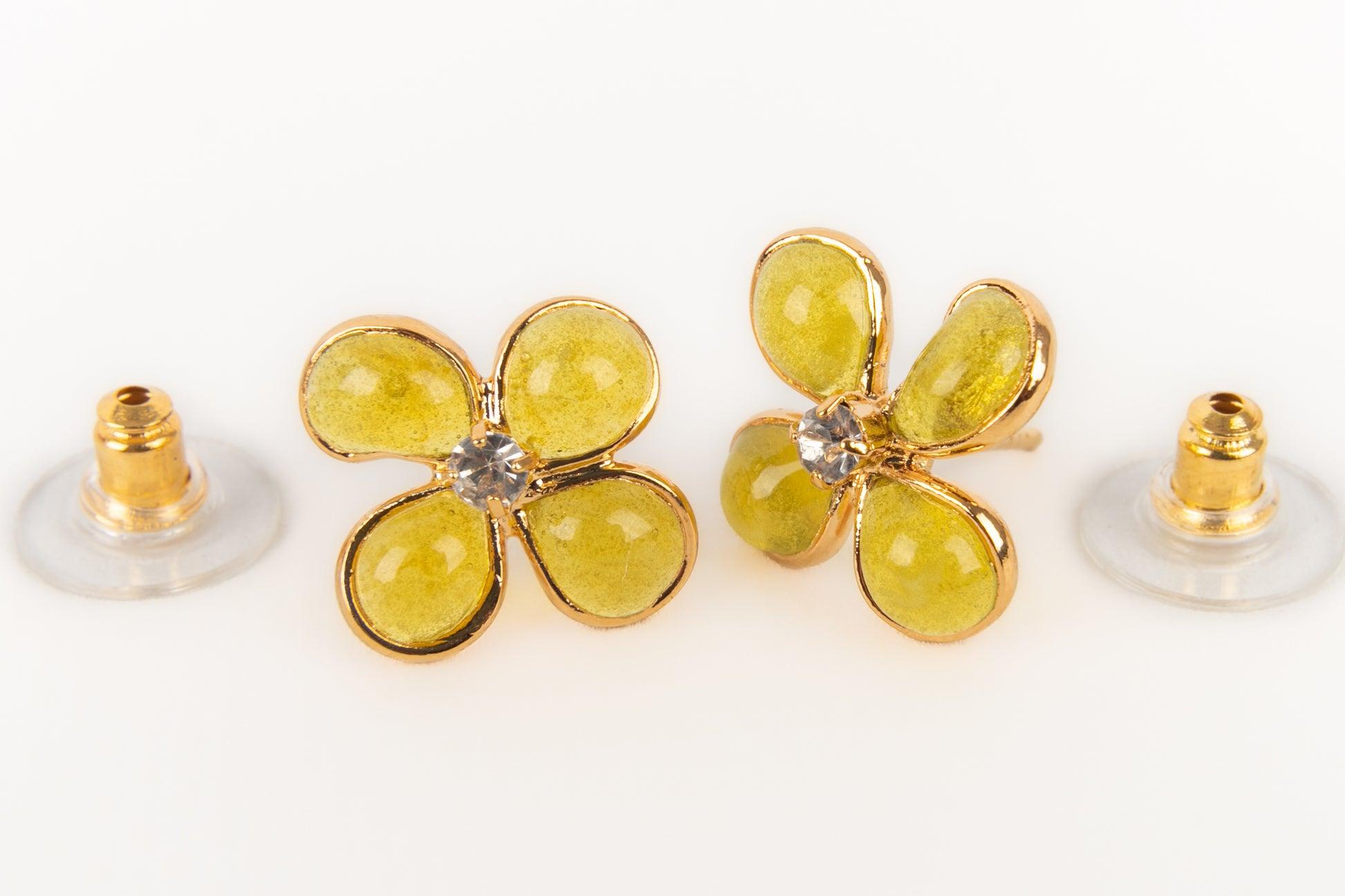 Augustine Yellow Golden Metal Earrings For Sale 2