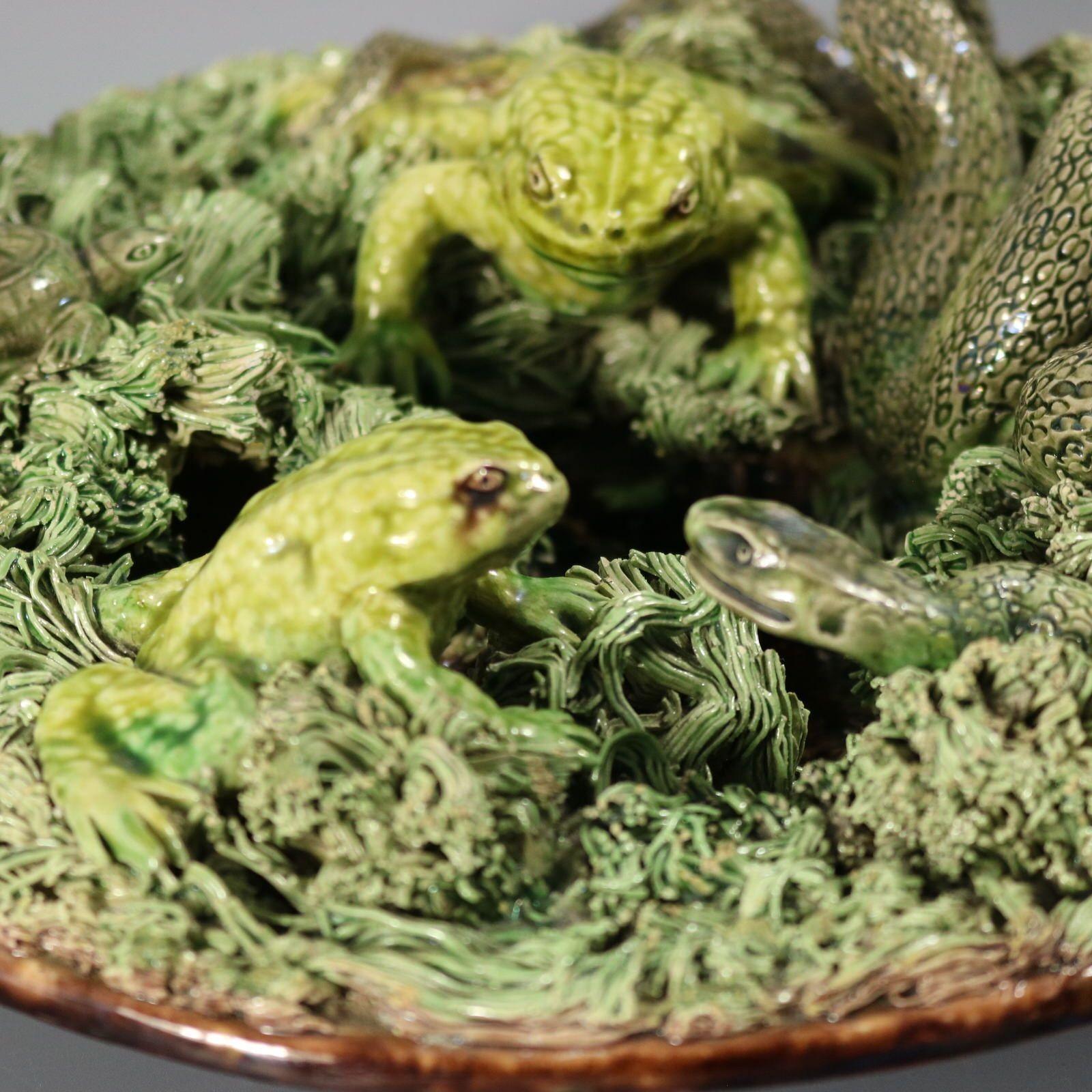 Augusto Baptista de Carvalho Palissy Majolika Froschteller im Zustand „Gut“ im Angebot in Chelmsford, Essex