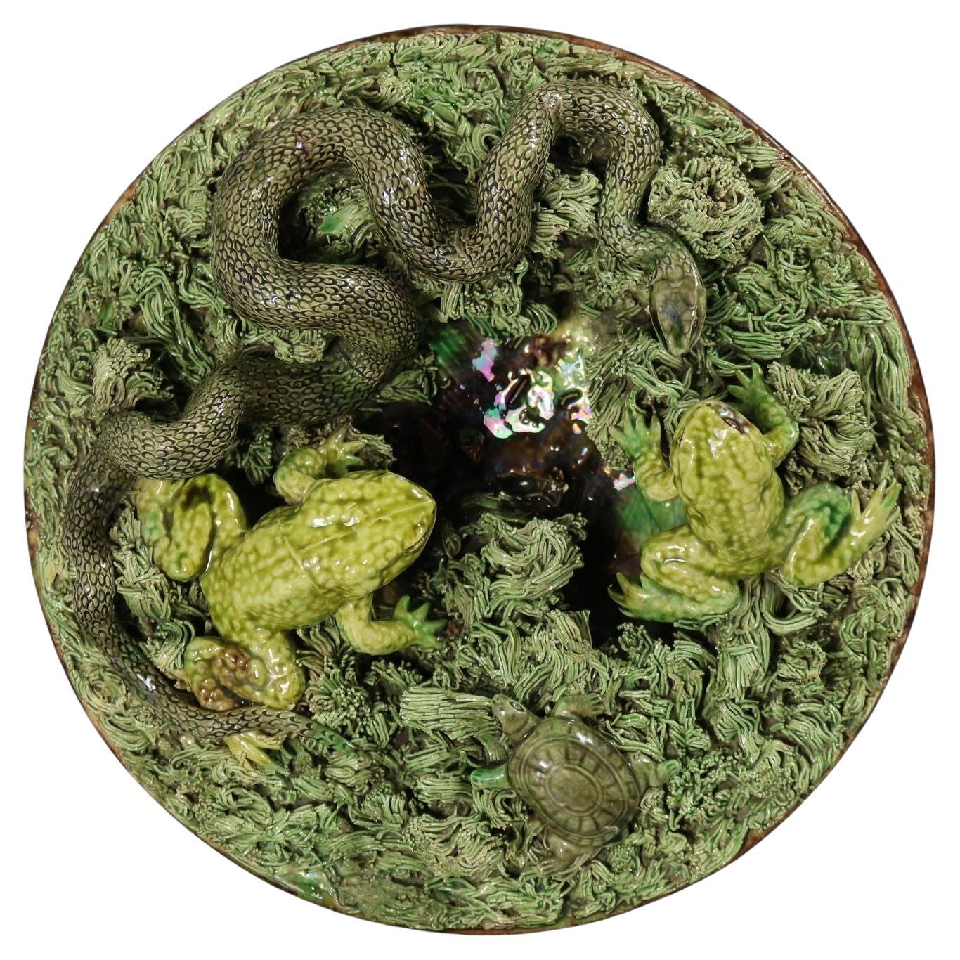 Augusto Baptista de Carvalho Palissy Majolica Frog Plate