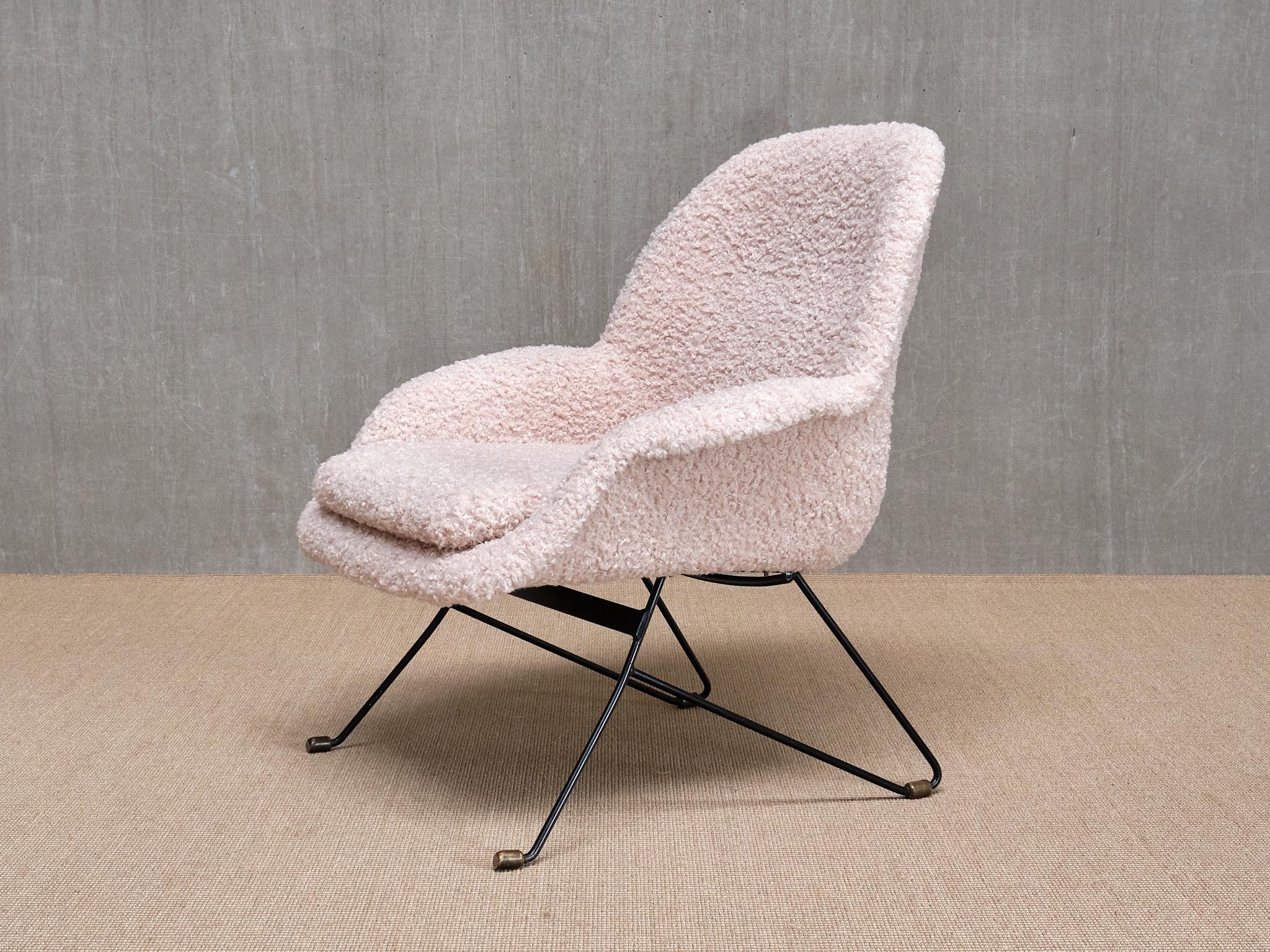 Augusto Bozzi Attributed Armchair in Nude White Bouclé, Saporiti, Italy, 1950s For Sale 6