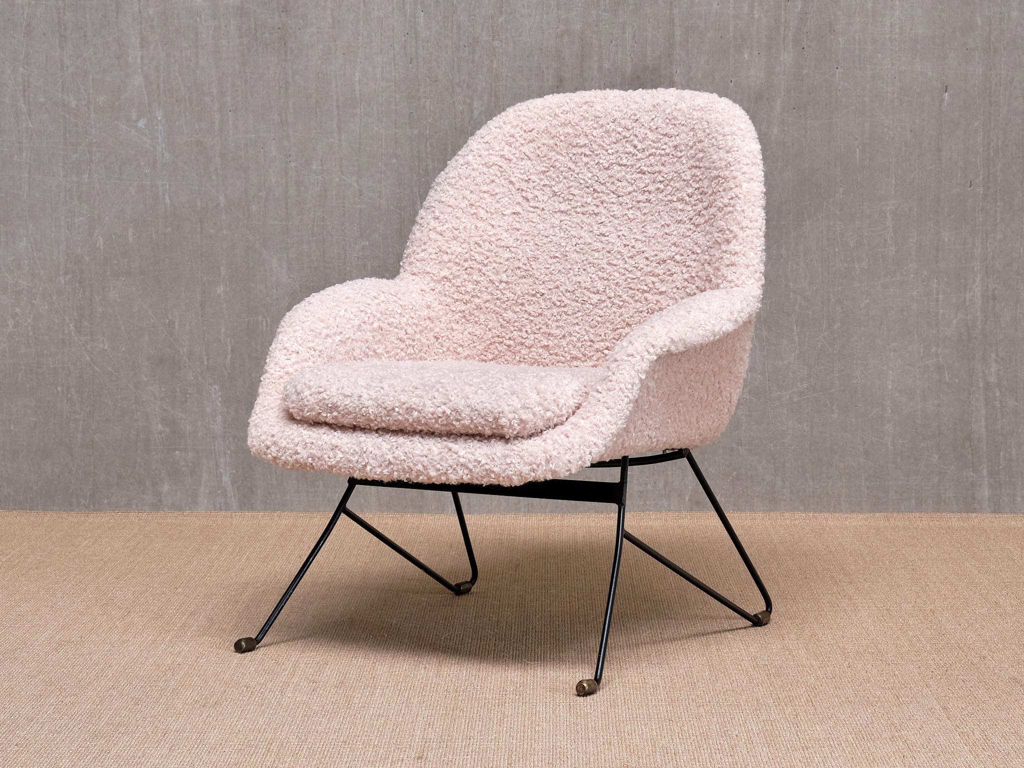 Augusto Bozzi Attributed Armchair in Nude White Bouclé, Saporiti, Italy, 1950s For Sale 10