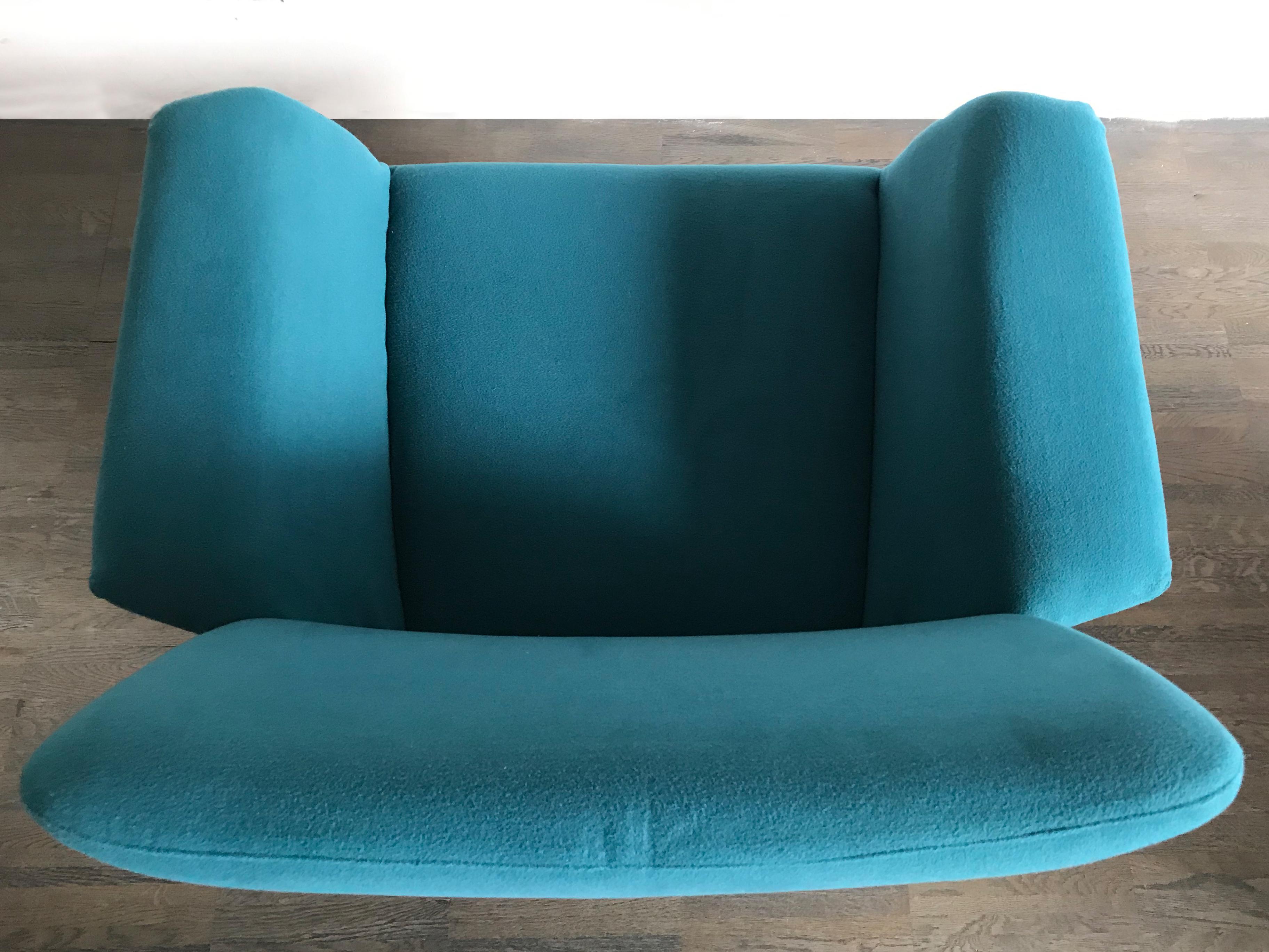 Augusto Bozzi Italian Midcentury Light Blue Armchair for Saporiti Italia, 1960s 1