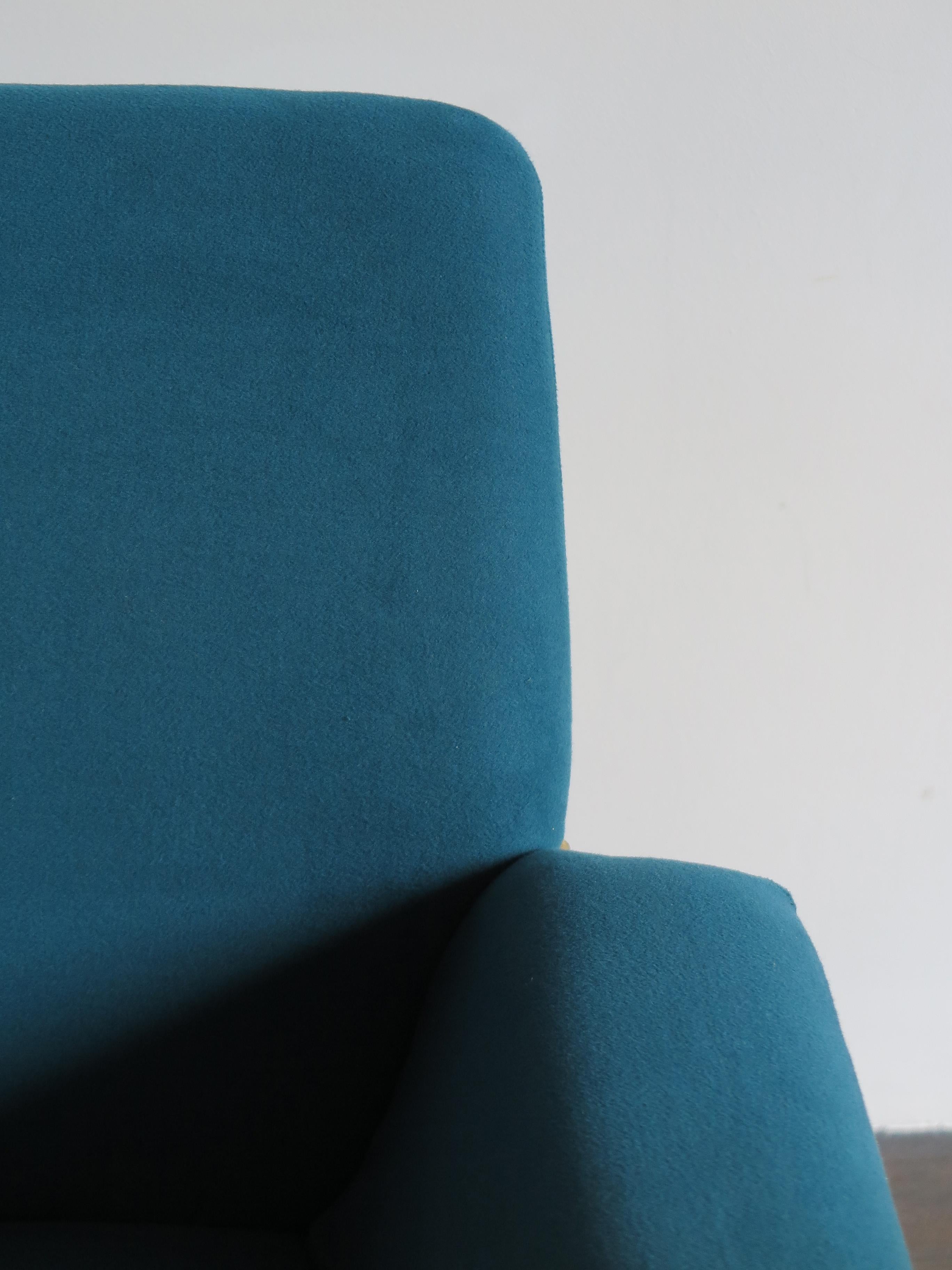 Augusto Bozzi Italian Midcentury Light Blue Armchair for Saporiti Italia, 1960s 2
