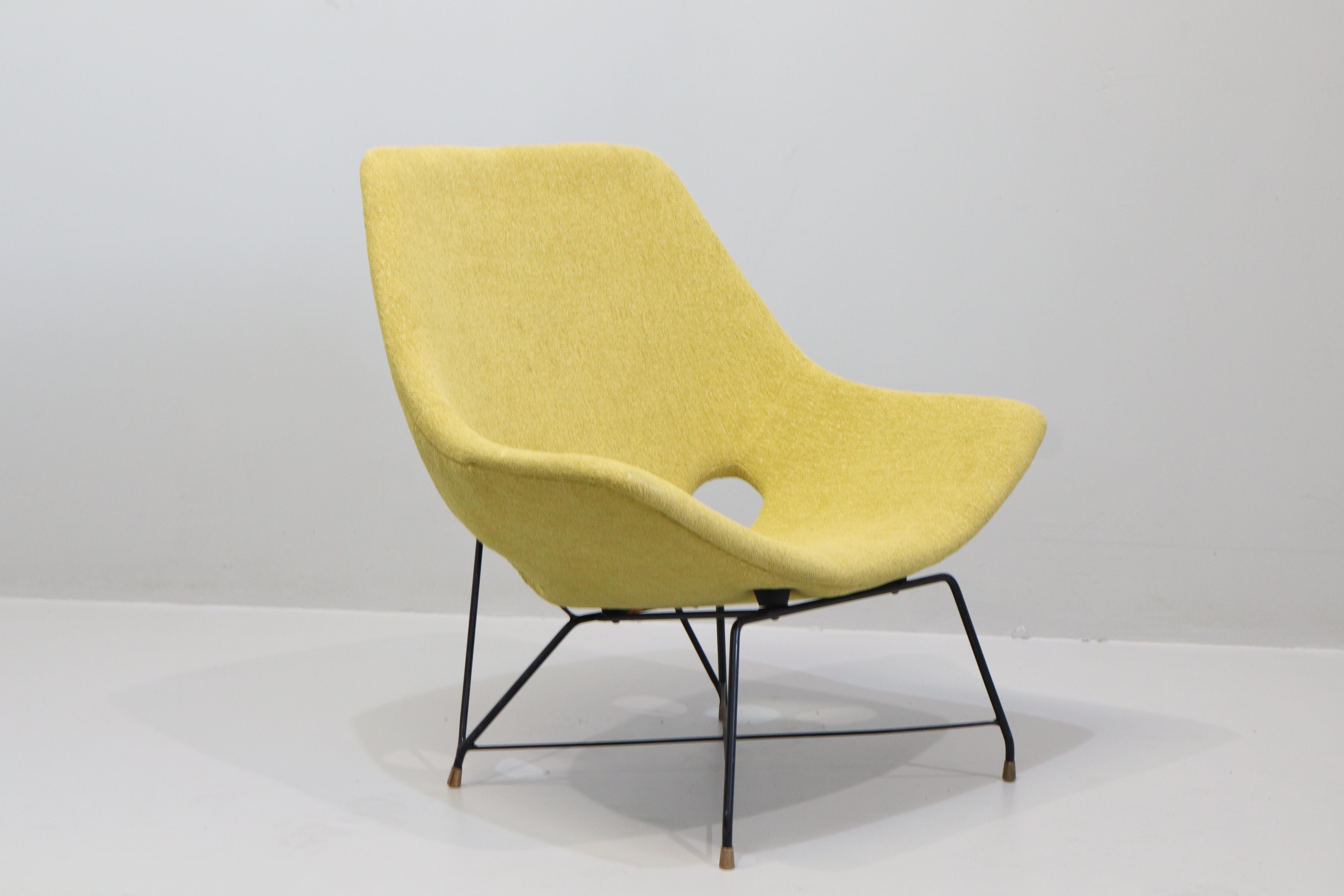 Augusto Bozzi Sillas Kosmos  para Saporiti Italia en venta 5