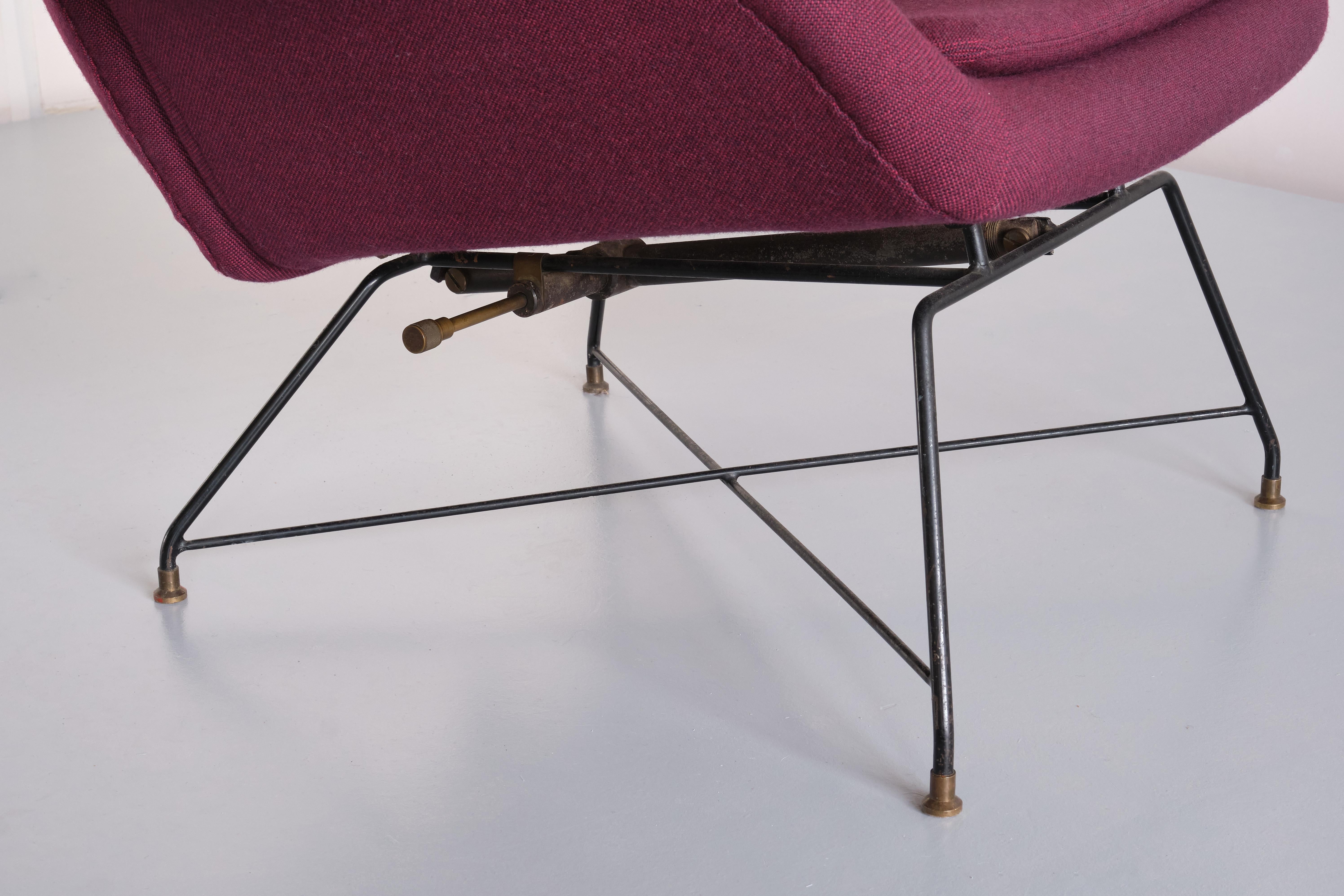 Augusto Bozzi 'Lotus' Adjustable Lounge Chair, Saporiti, Italy, 1960s For Sale 4