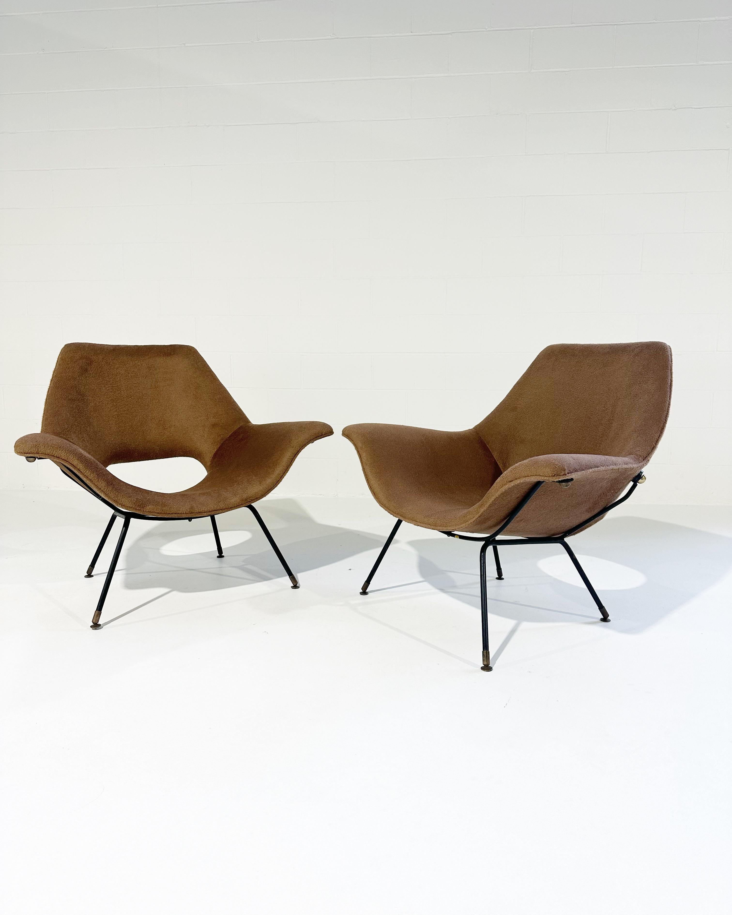 Italian Augusto Bozzi Lounge Chairs in Inata Alpaca Fabric, pair For Sale
