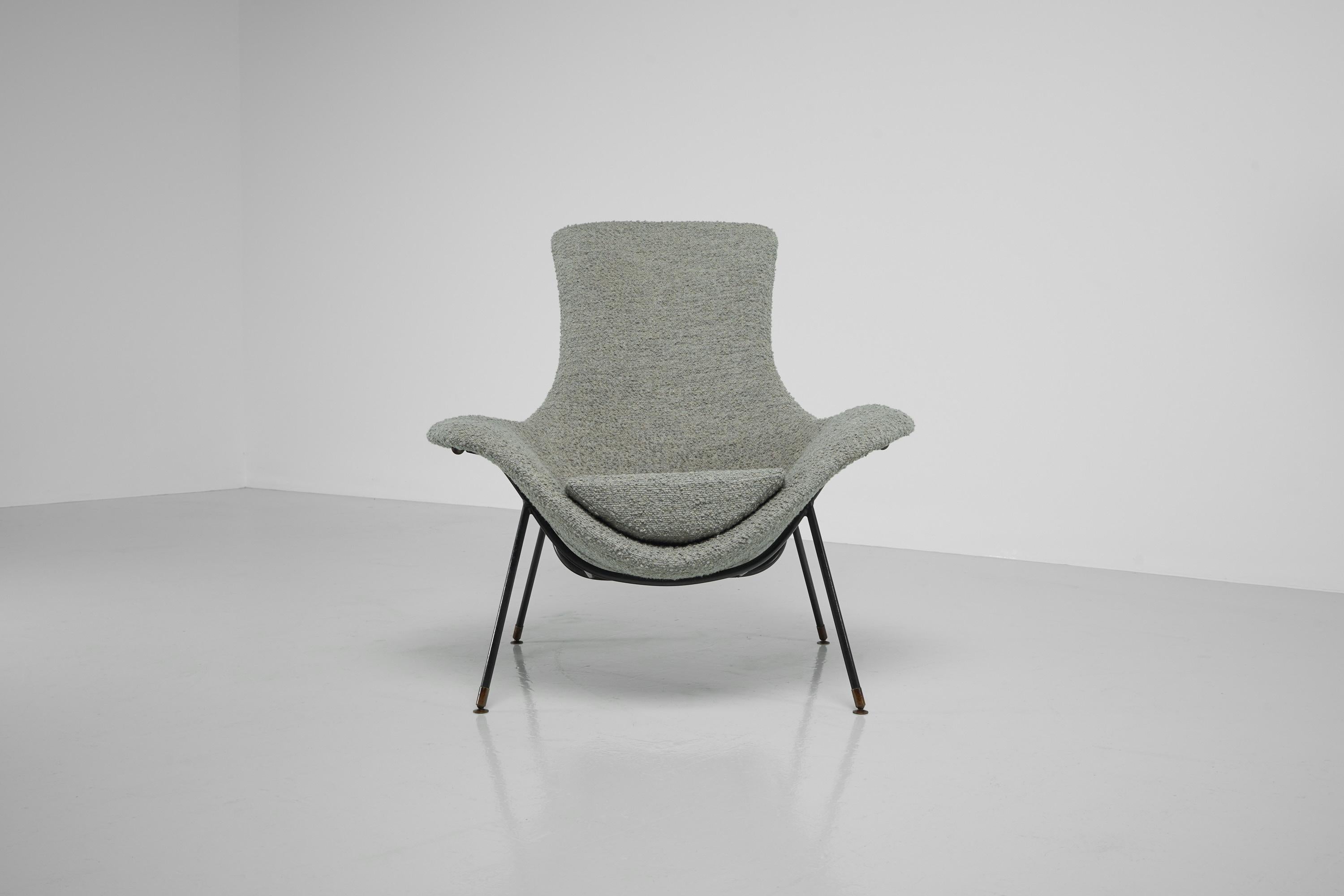 Mid-20th Century Augusto Bozzi Saporiti Cosmos lounge chair Italy 1954 For Sale