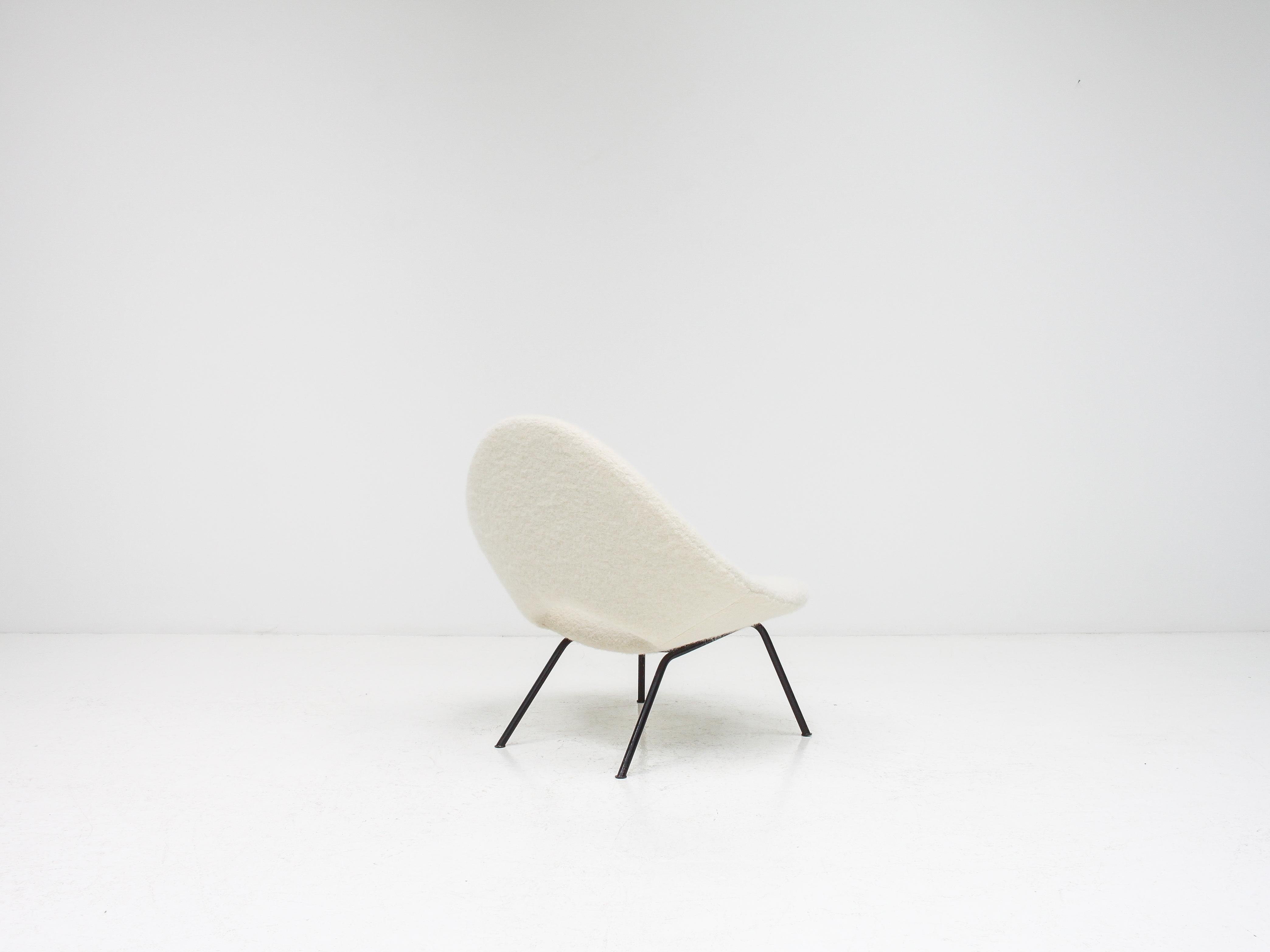 Mid-Century Modern Fauteuil italien de style Augusto Bozzi, années 1950, en mohair molletonné Pierre Frey