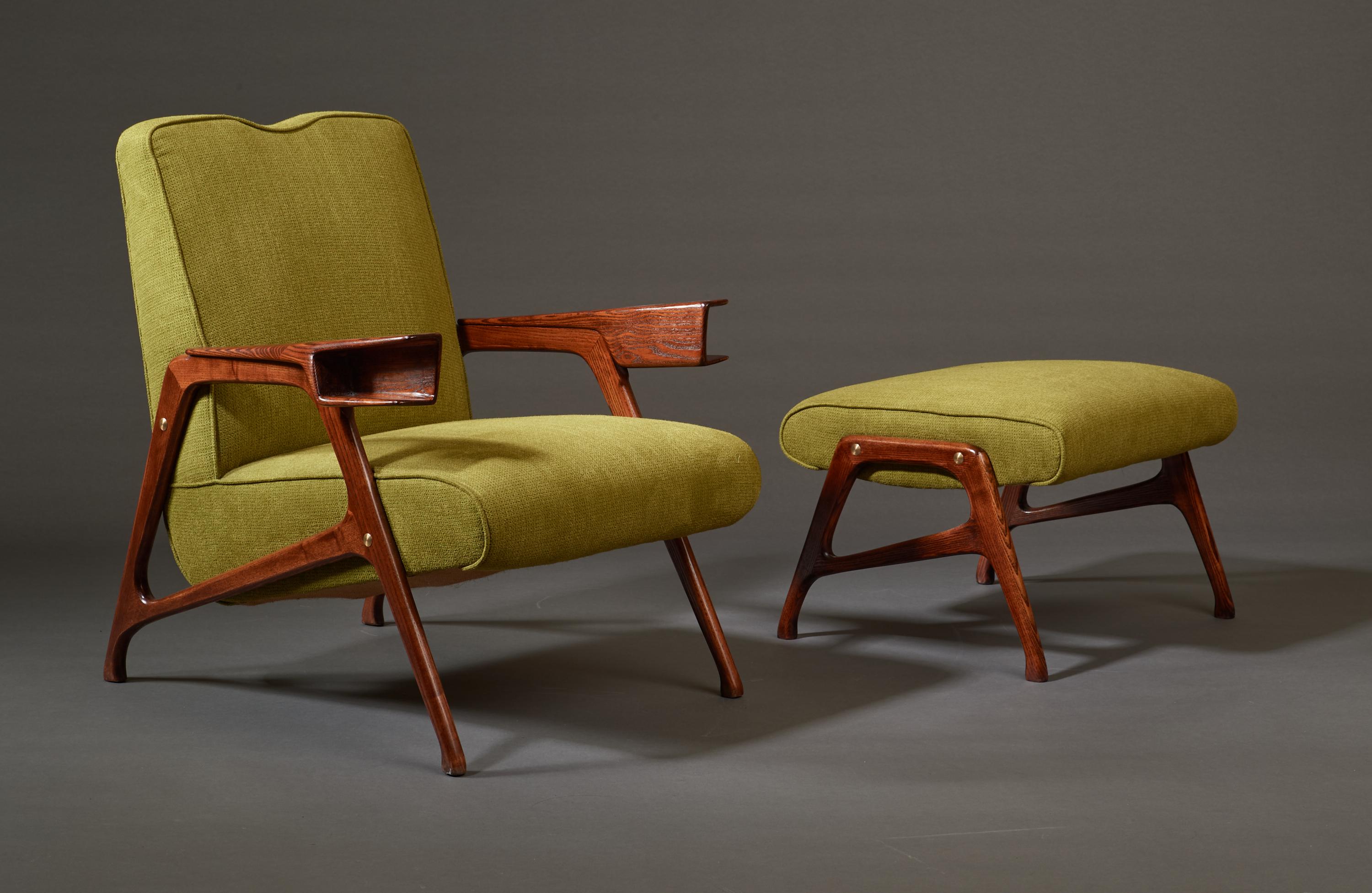 Augusto Romano, Architectural Mahogany Armchair and Ottoman, Italy, 1950s For Sale 1