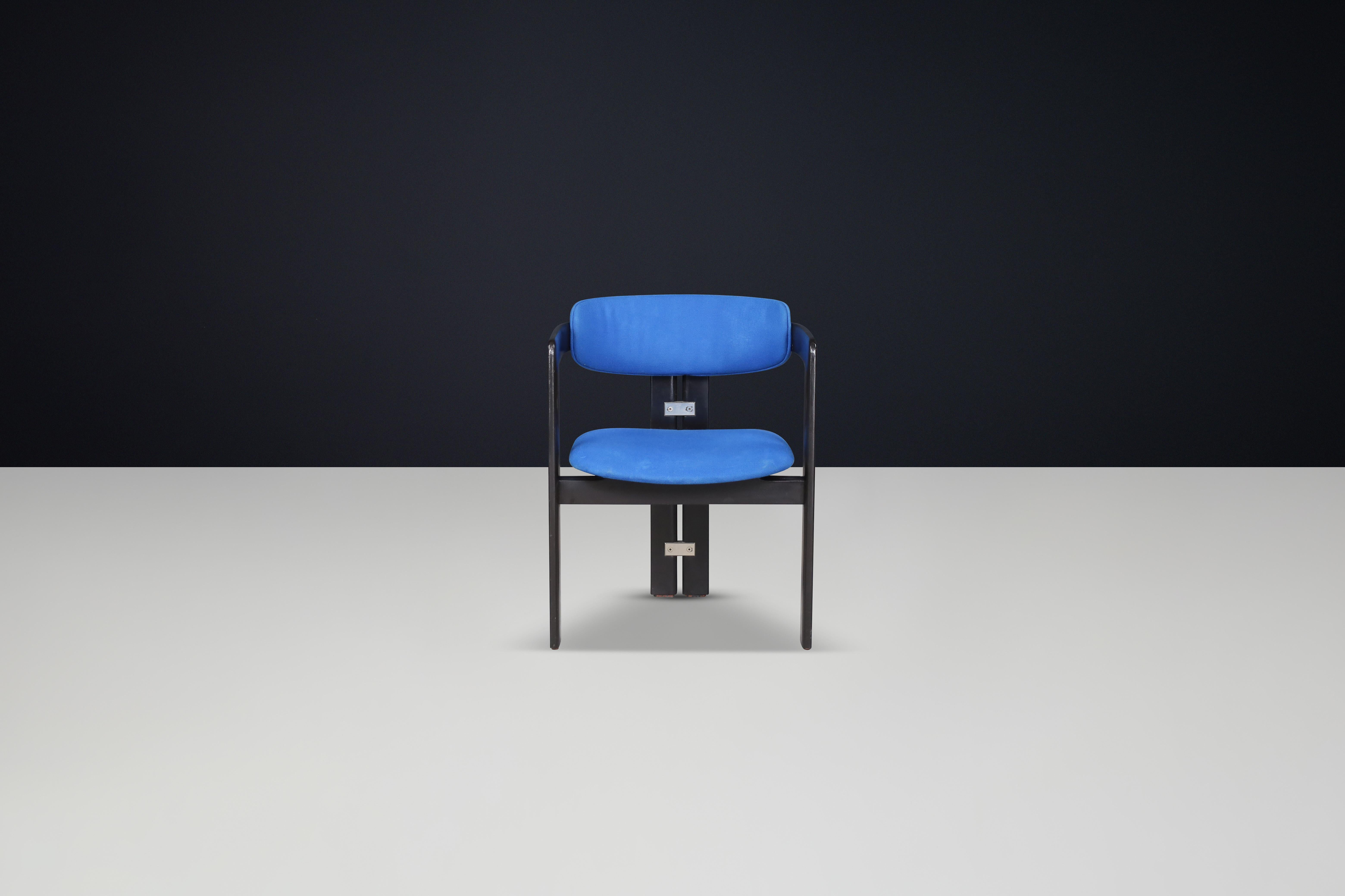 Augusto Savini for Pozzi Pamplona armchairs in Royal Blue Upholstery Italy 1960s For Sale 6