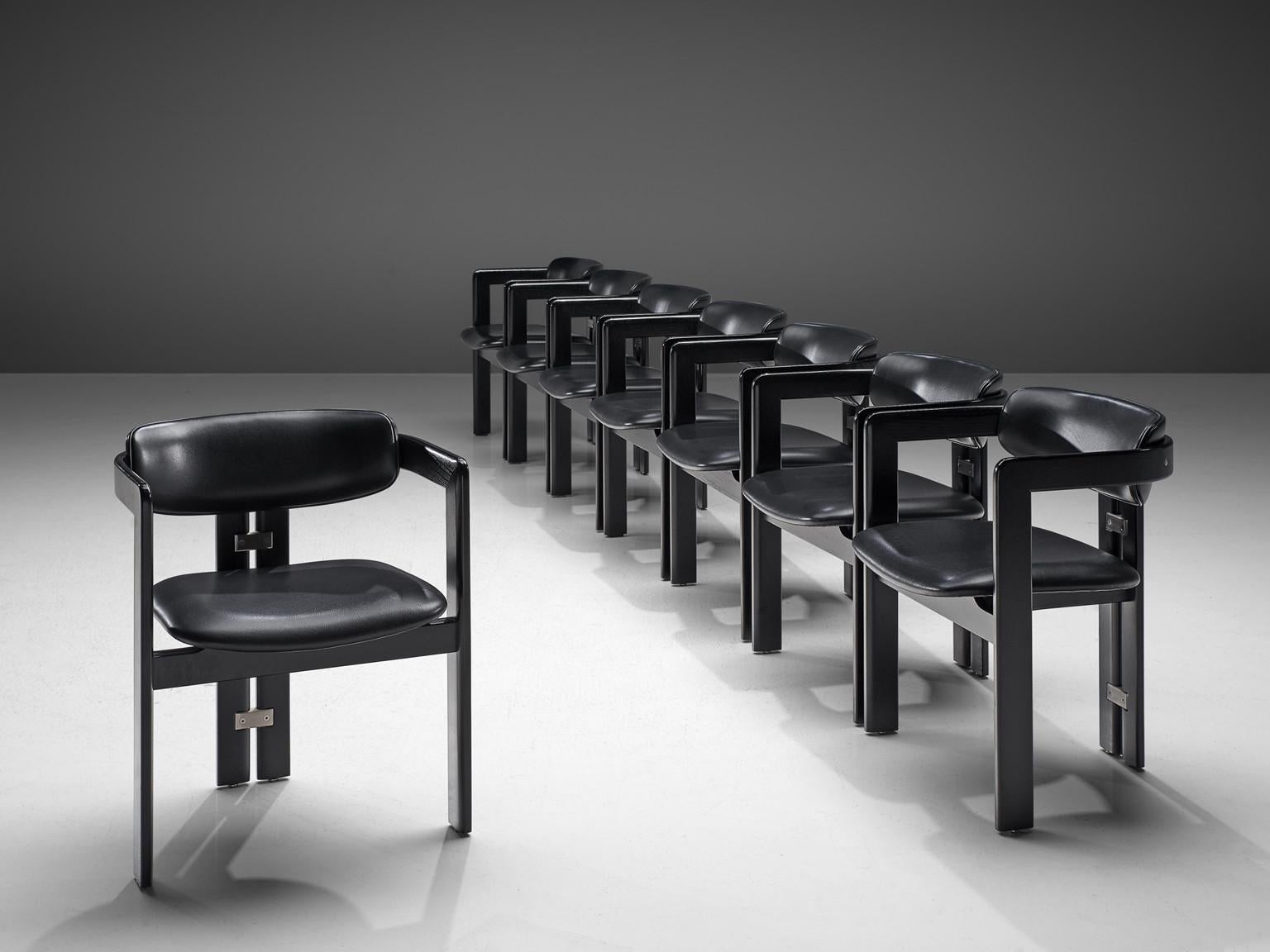 Augusto Savini pour Pozzi, chaises de salle à manger 'Pamplona', bois laqué, cuir, aluminium, Italie, design 1965

Fauteuils 